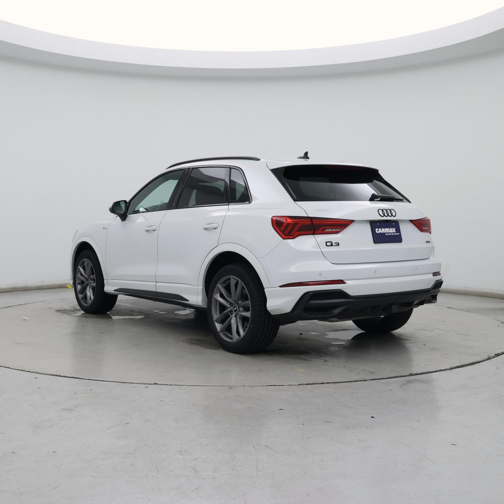 Thumbnail: 2022 Audi Q3 - 2