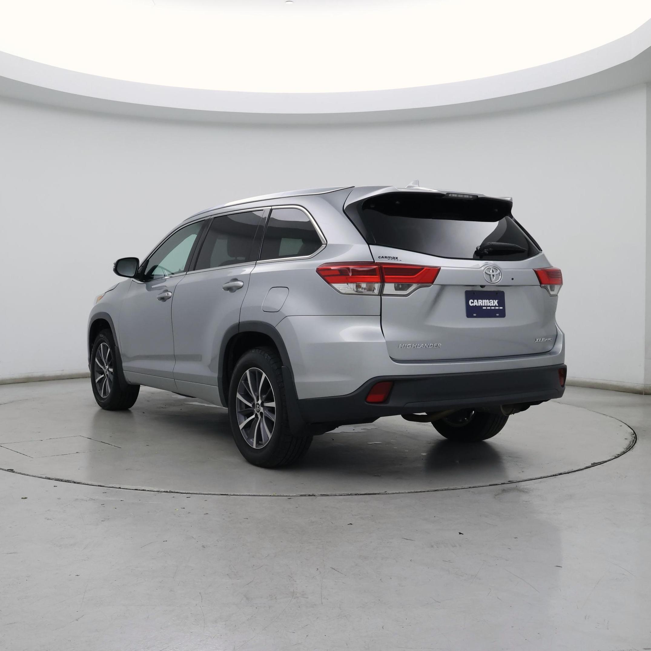 Thumbnail: 2017 Toyota Highlander - 2