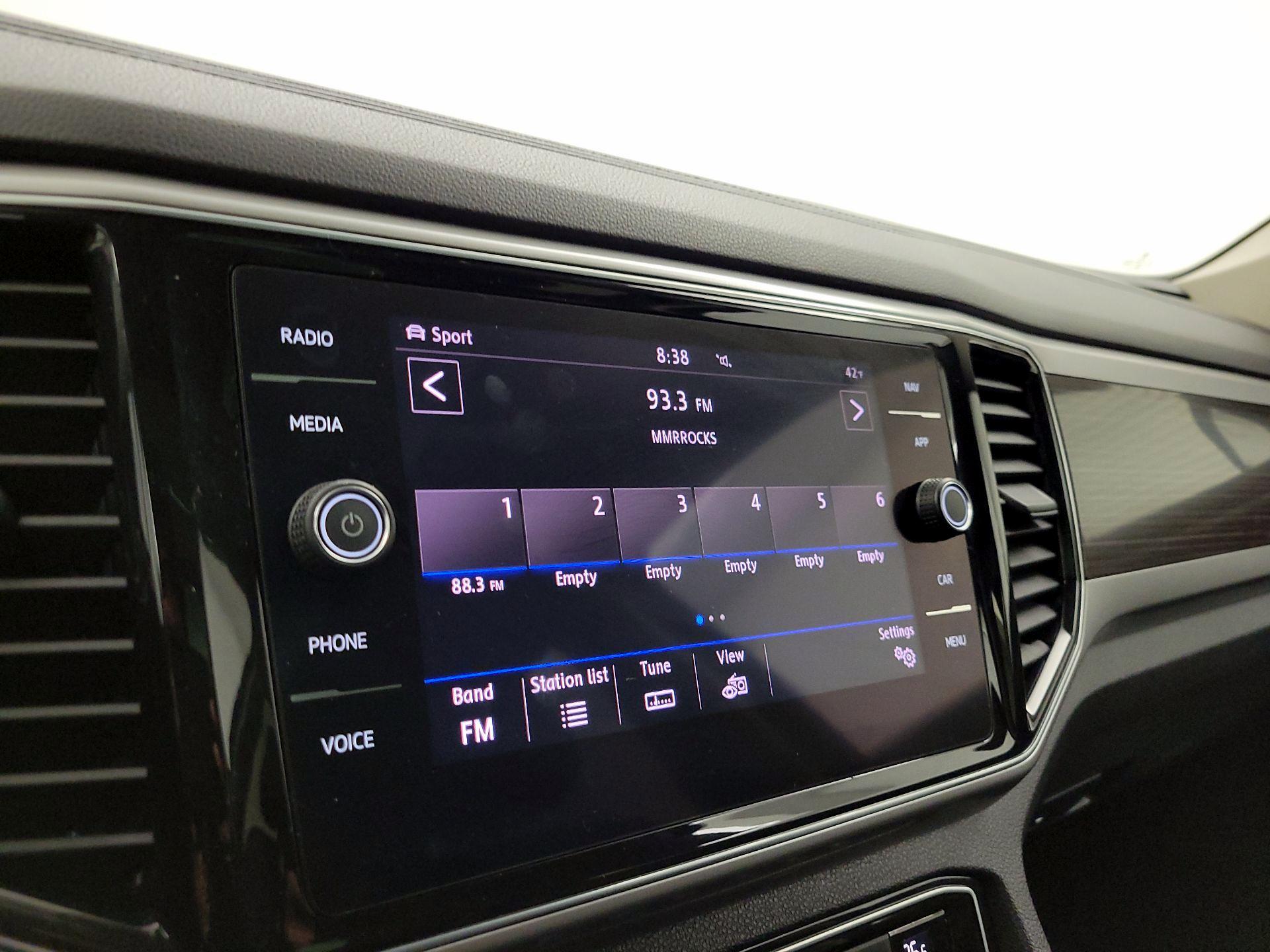 Thumbnail: 2019 Volkswagen Atlas - 16