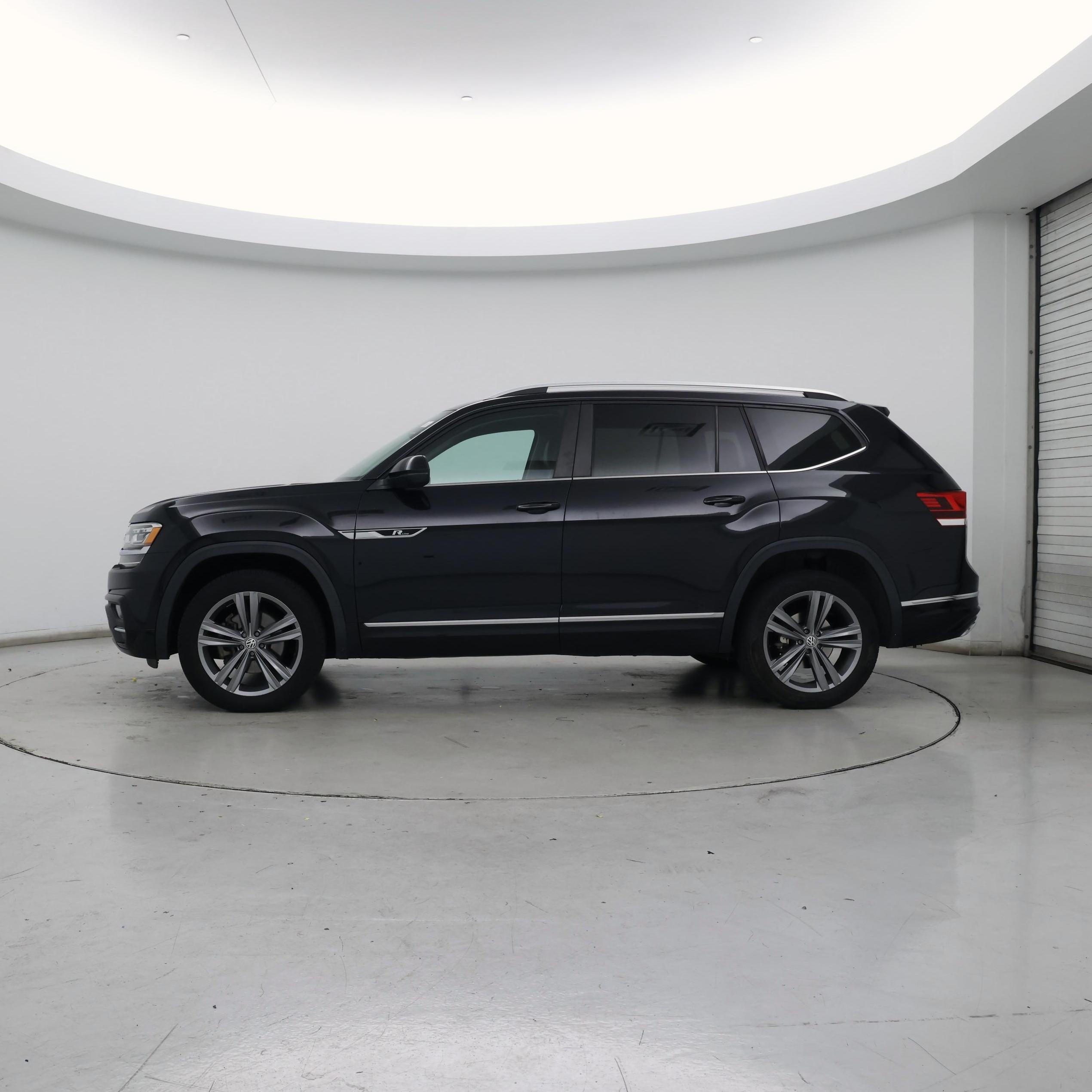 Thumbnail: 2019 Volkswagen Atlas - 3