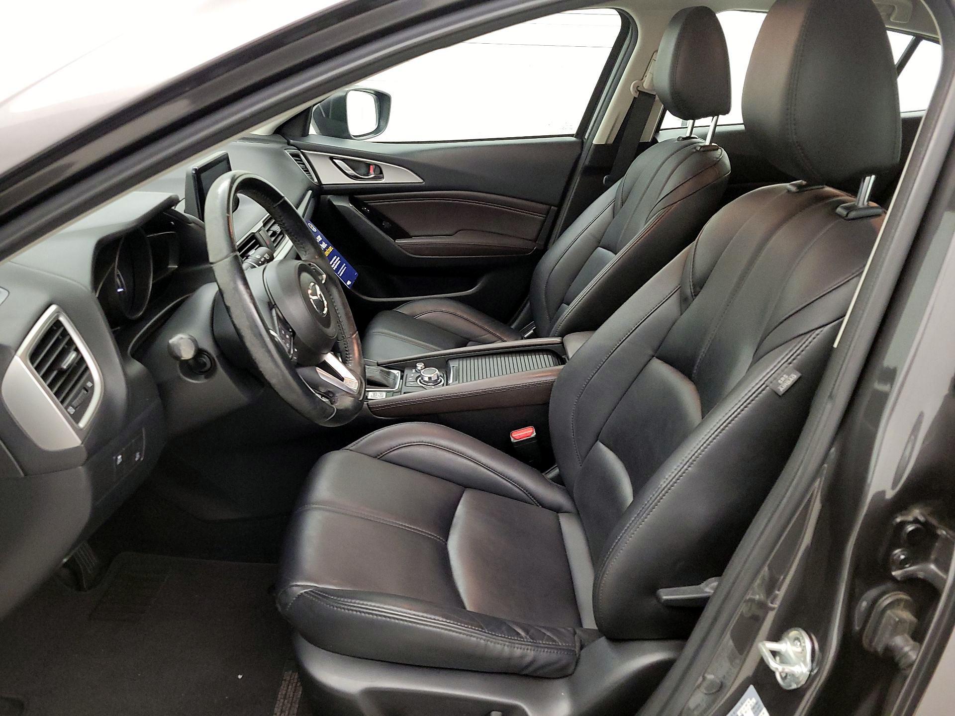 Thumbnail: 2018 Mazda Mazda3 - 11