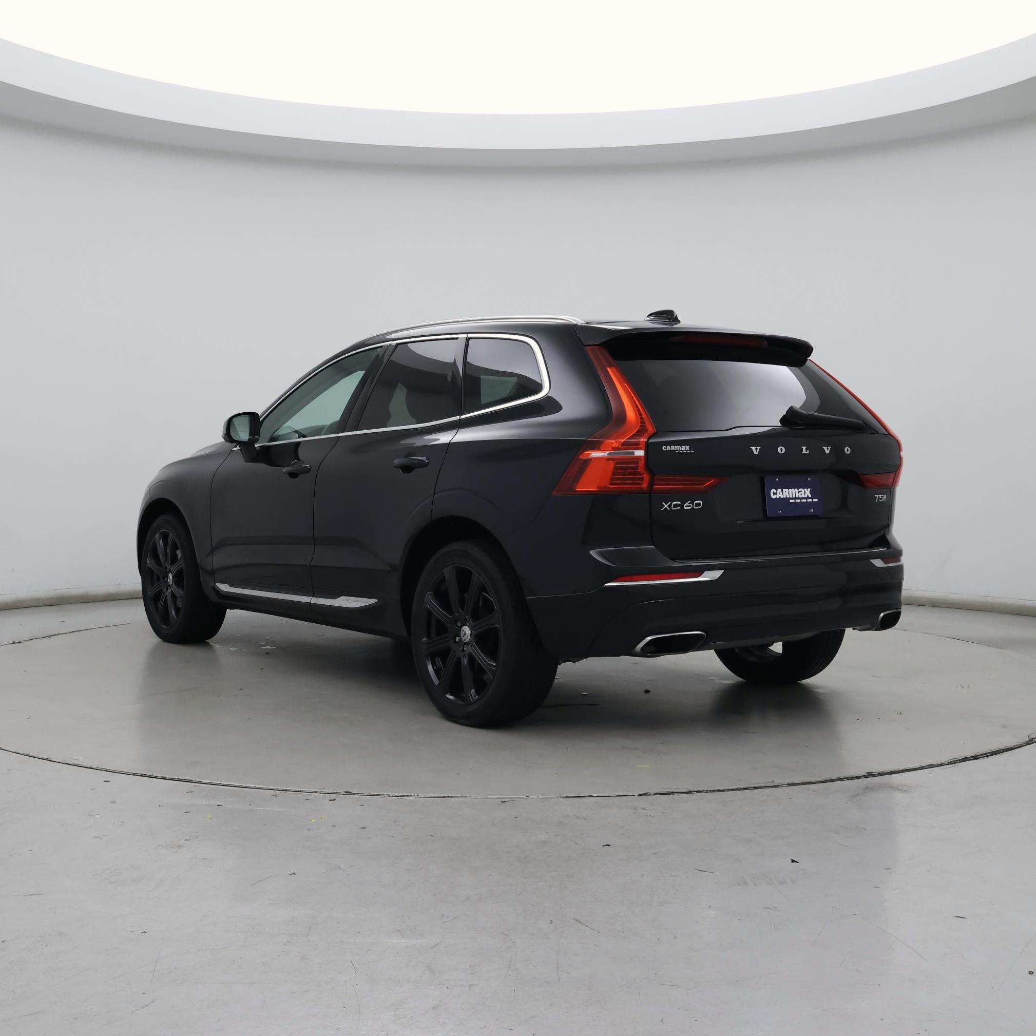 Thumbnail: 2019 Volvo XC60 - 2