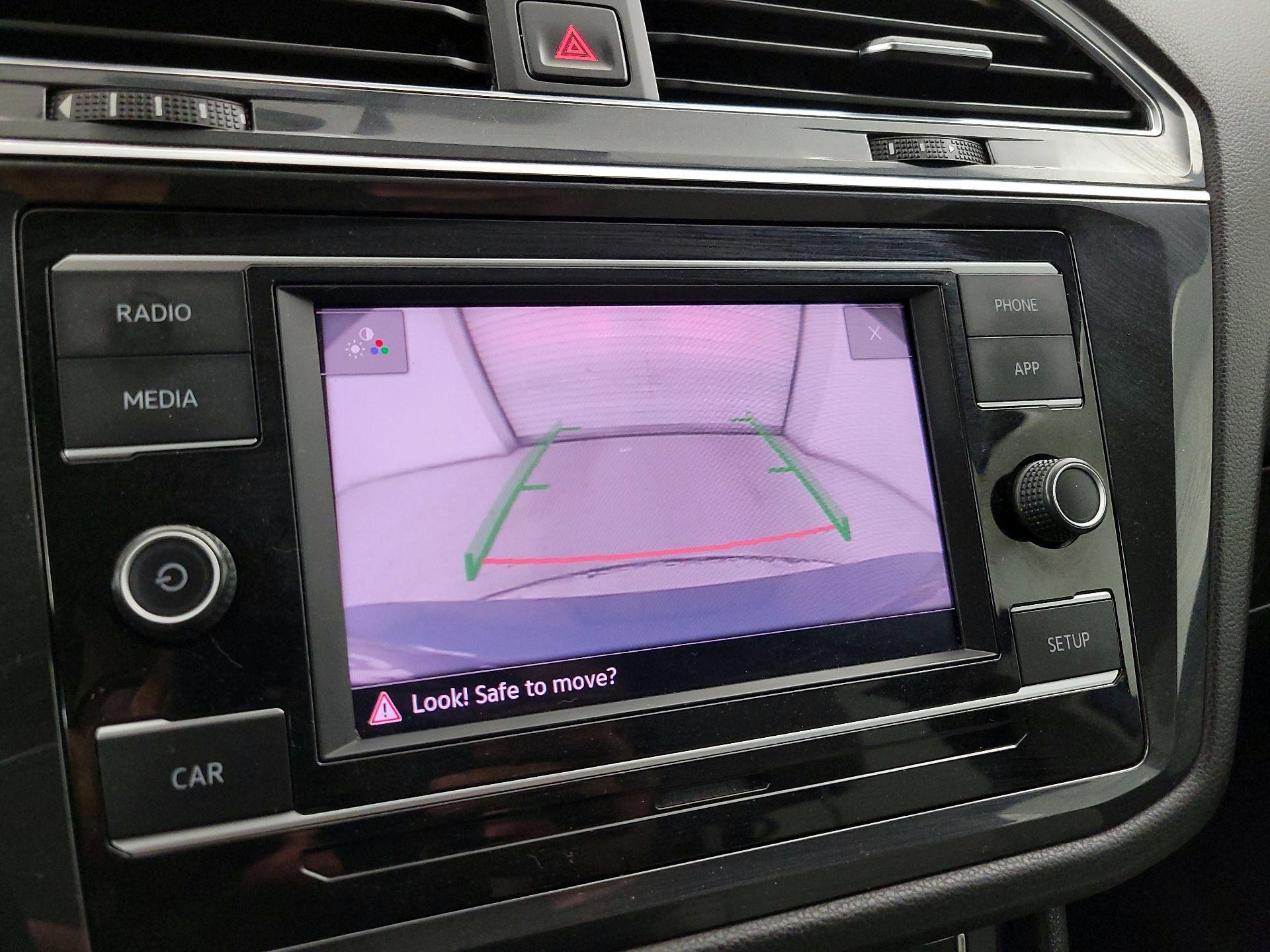 Thumbnail: 2019 Volkswagen Tiguan - 14