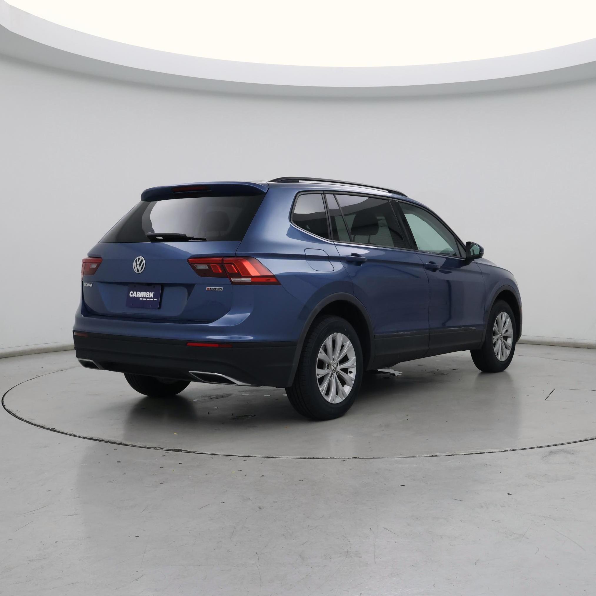 Thumbnail: 2019 Volkswagen Tiguan - 8
