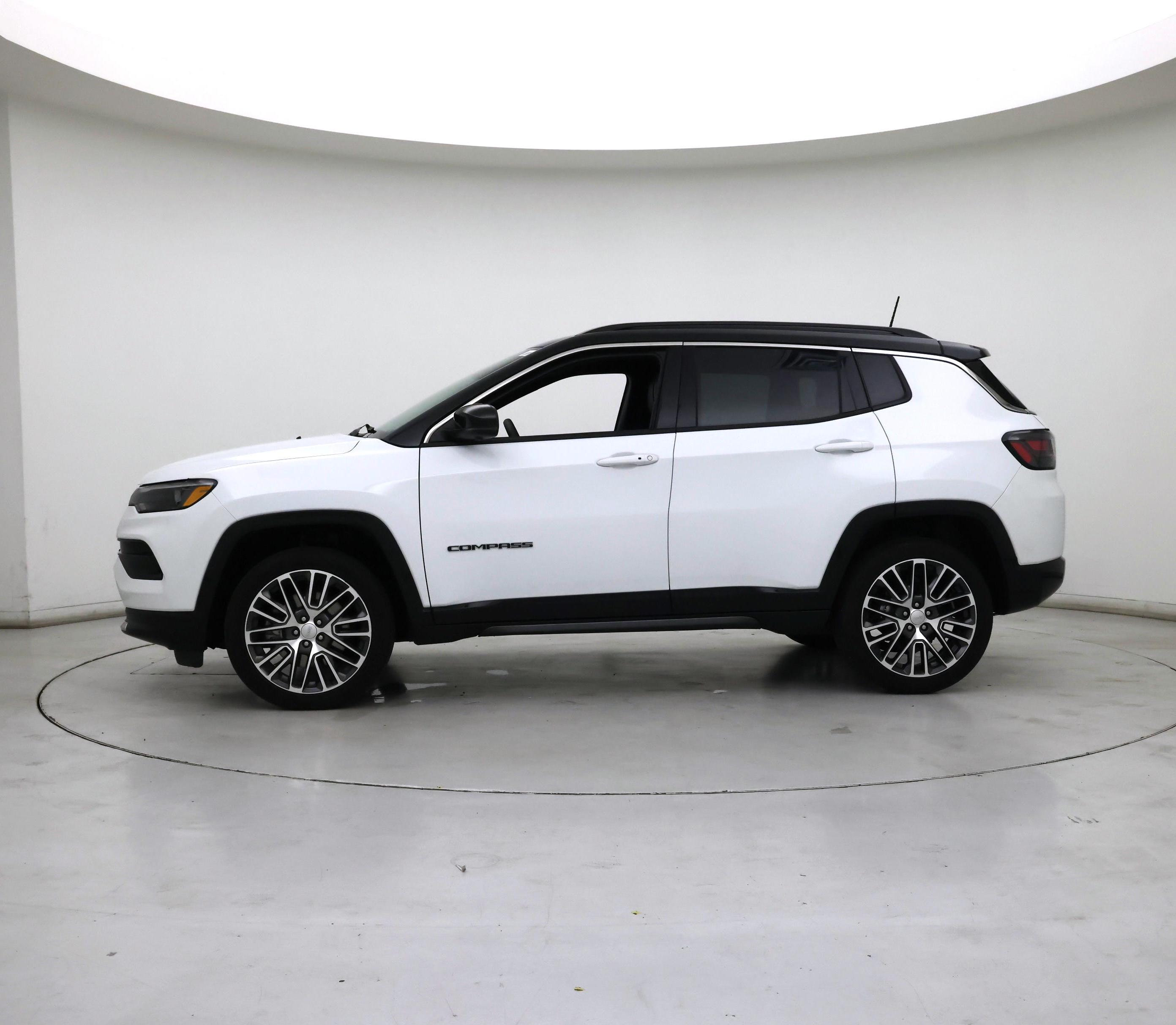 Thumbnail: 2023 Jeep Compass - 3