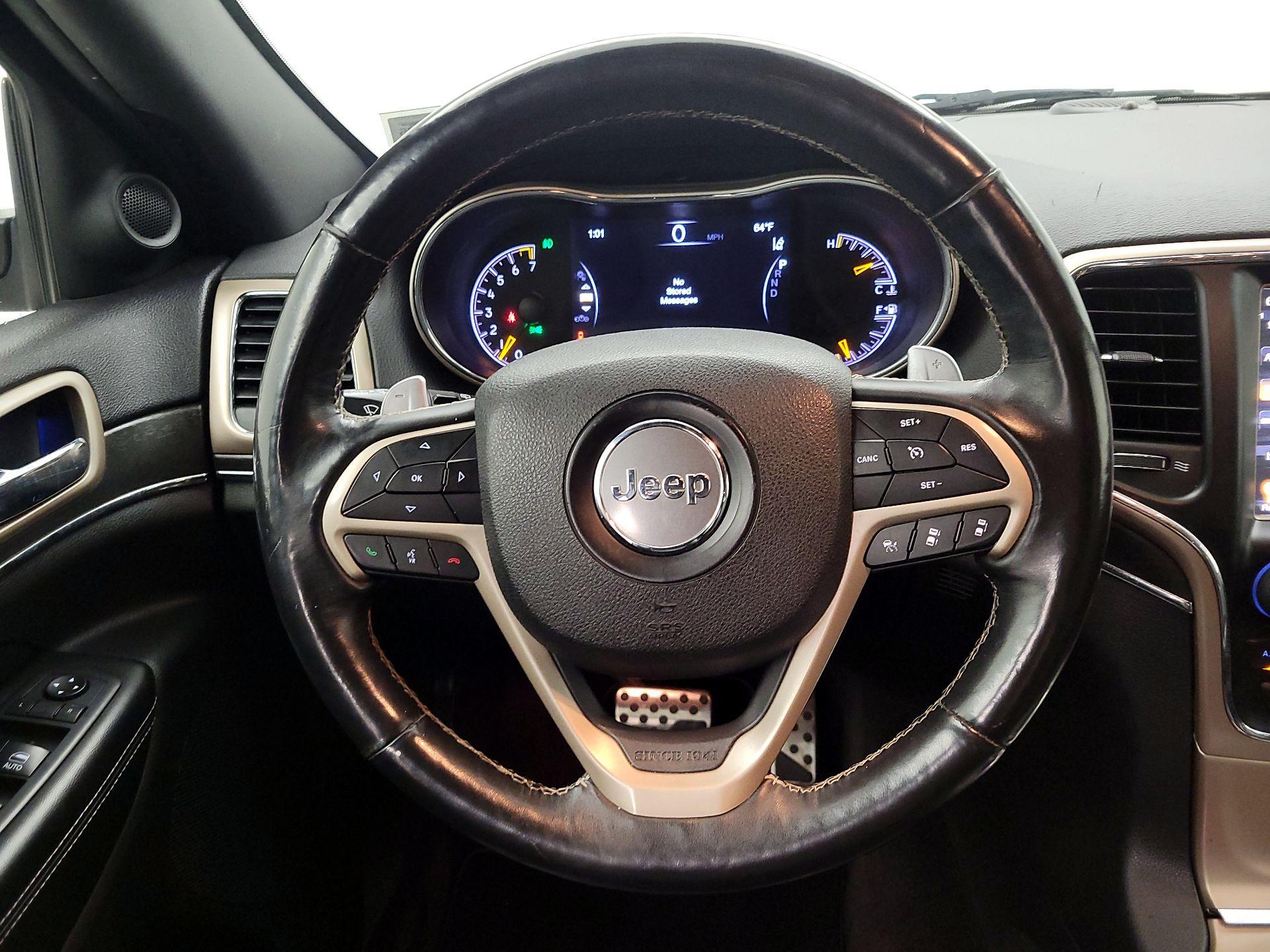 Thumbnail: 2017 Jeep Grand Cherokee - 10