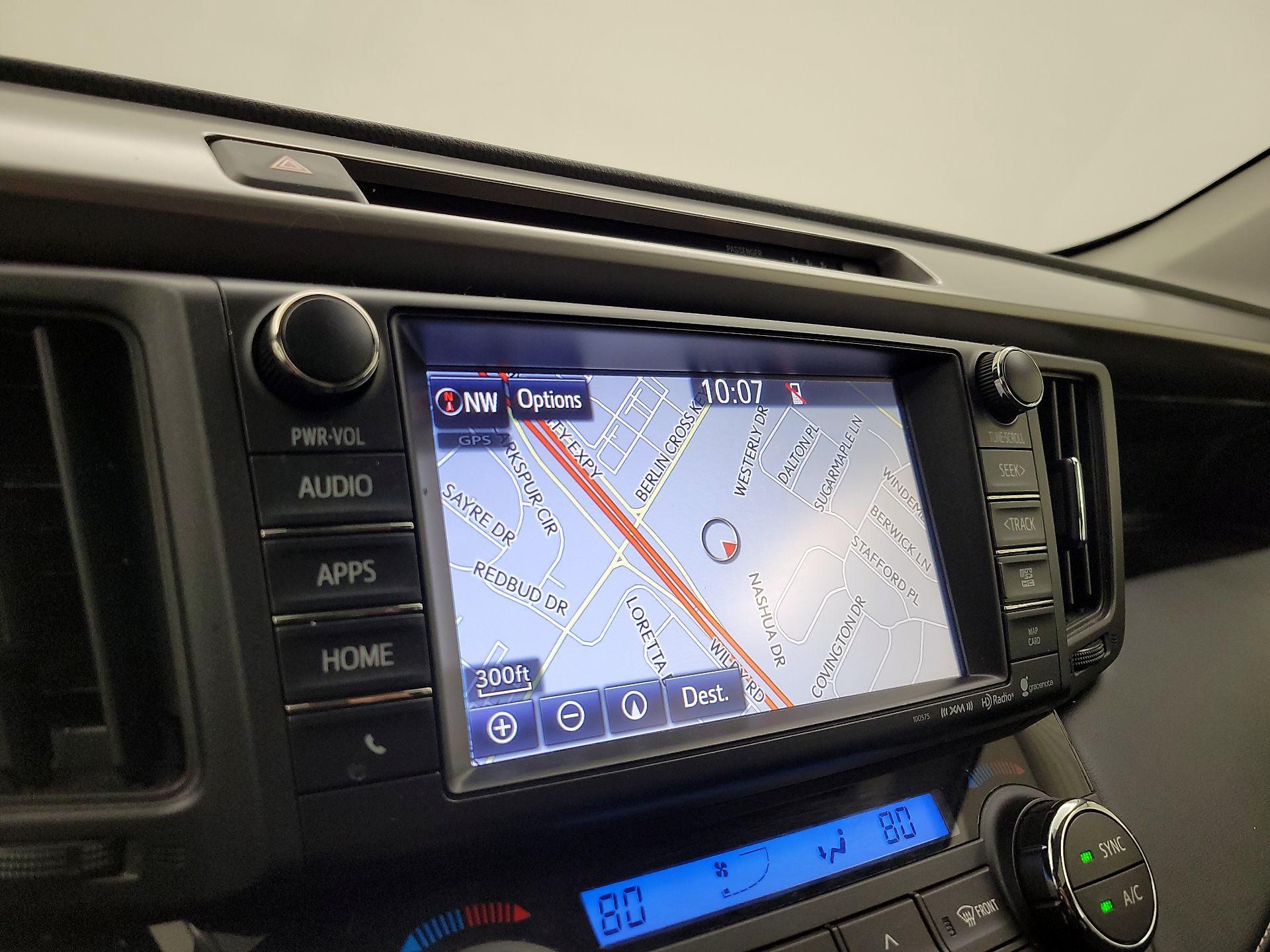 Thumbnail: 2018 Toyota RAV4 - 14