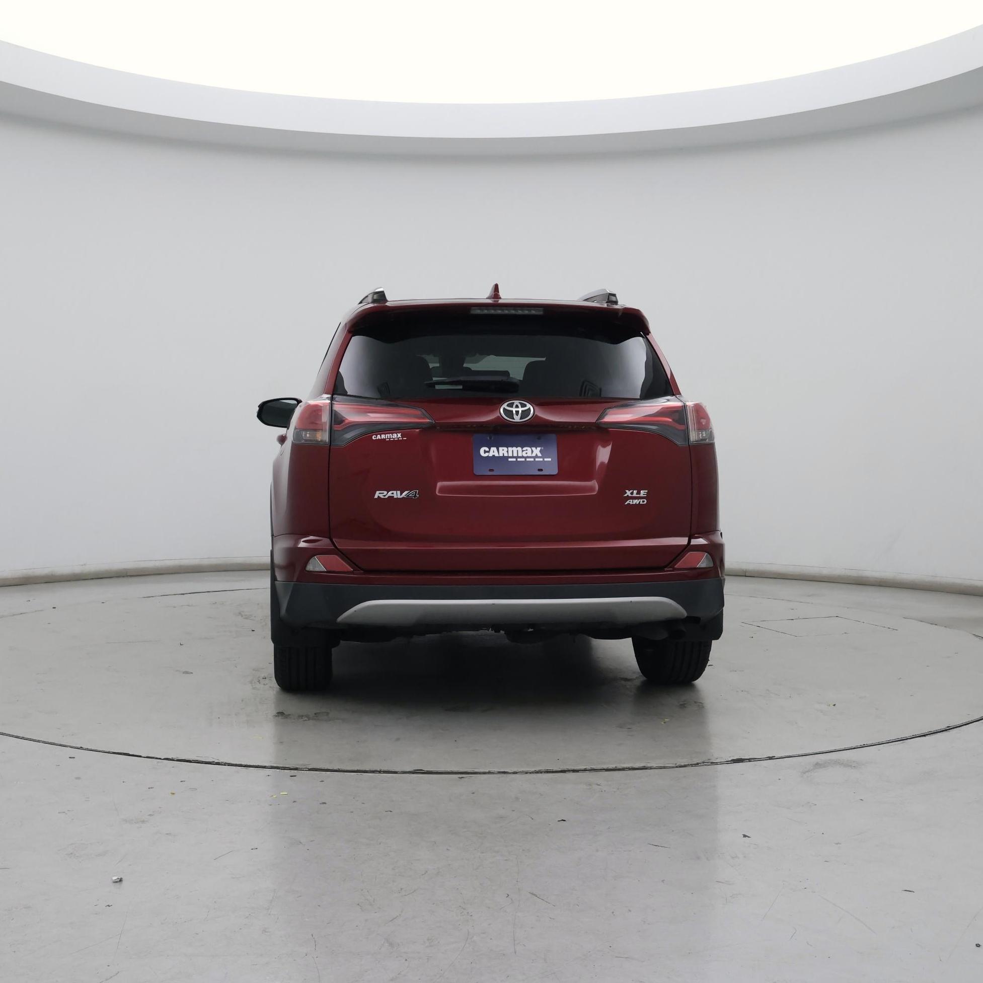 Thumbnail: 2018 Toyota RAV4 - 6