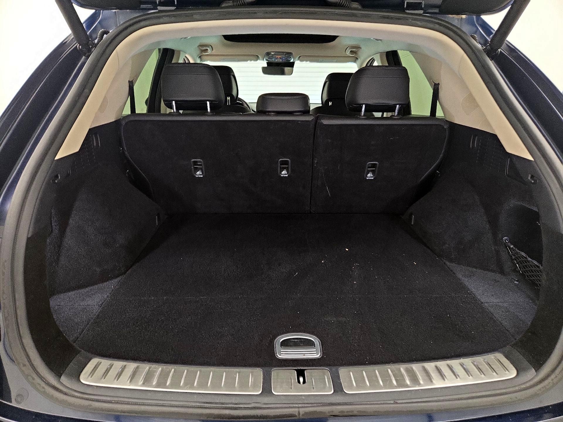 Thumbnail: 2022 Genesis GV70 - 20