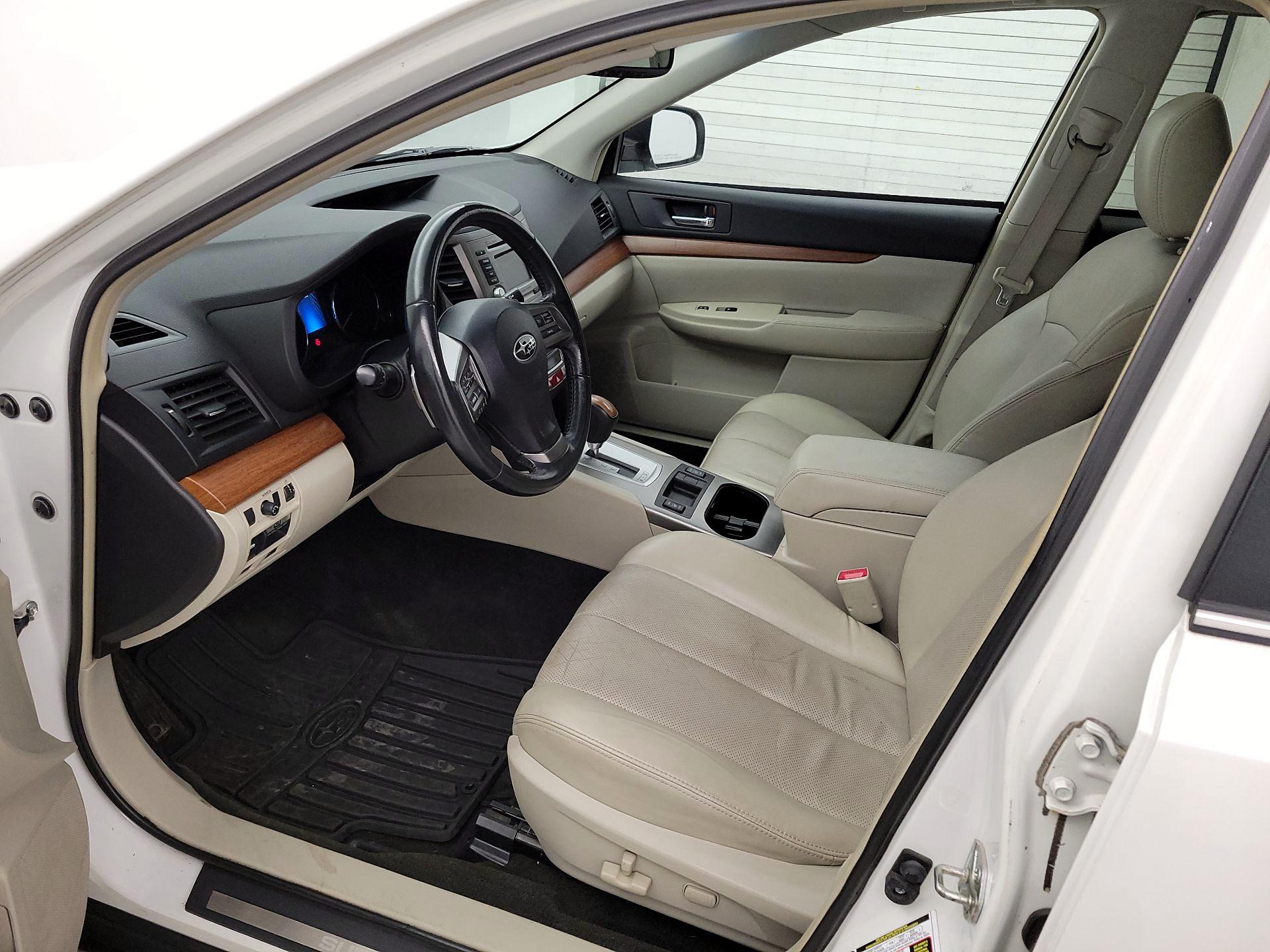 Thumbnail: 2014 Subaru Outback - 11