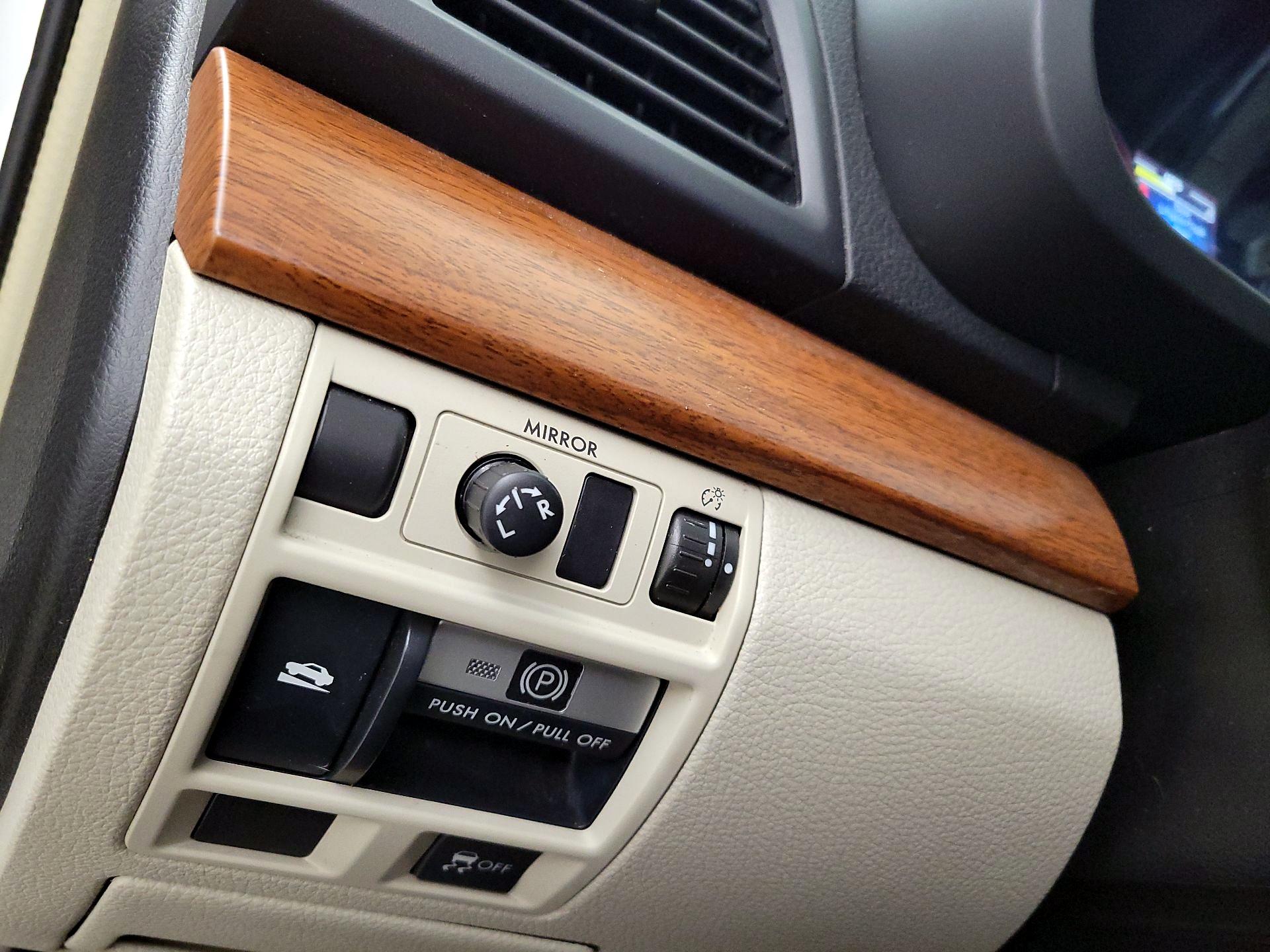 Thumbnail: 2014 Subaru Outback - 13