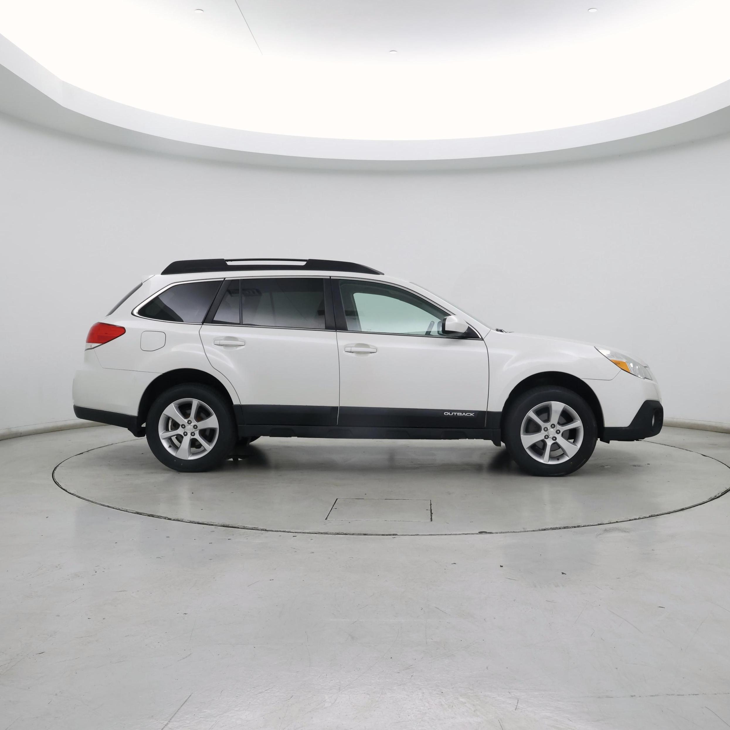 Thumbnail: 2014 Subaru Outback - 7