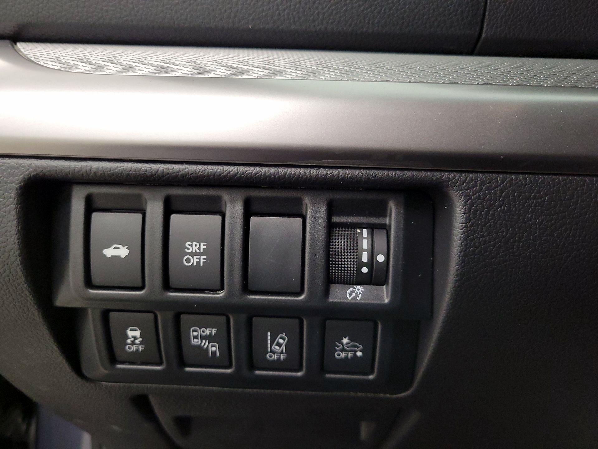 Thumbnail: 2016 Subaru Legacy - 13