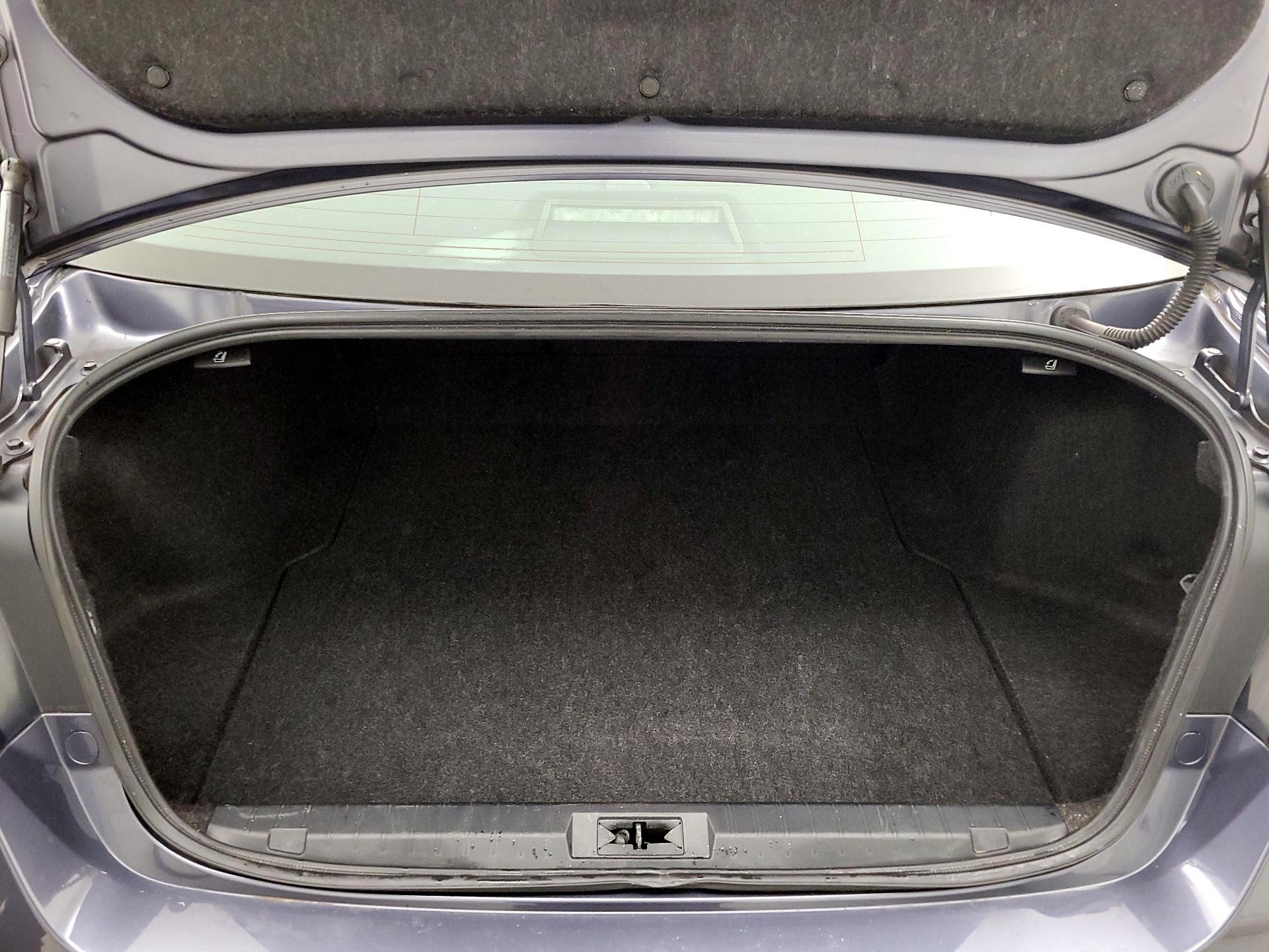 Thumbnail: 2016 Subaru Legacy - 20