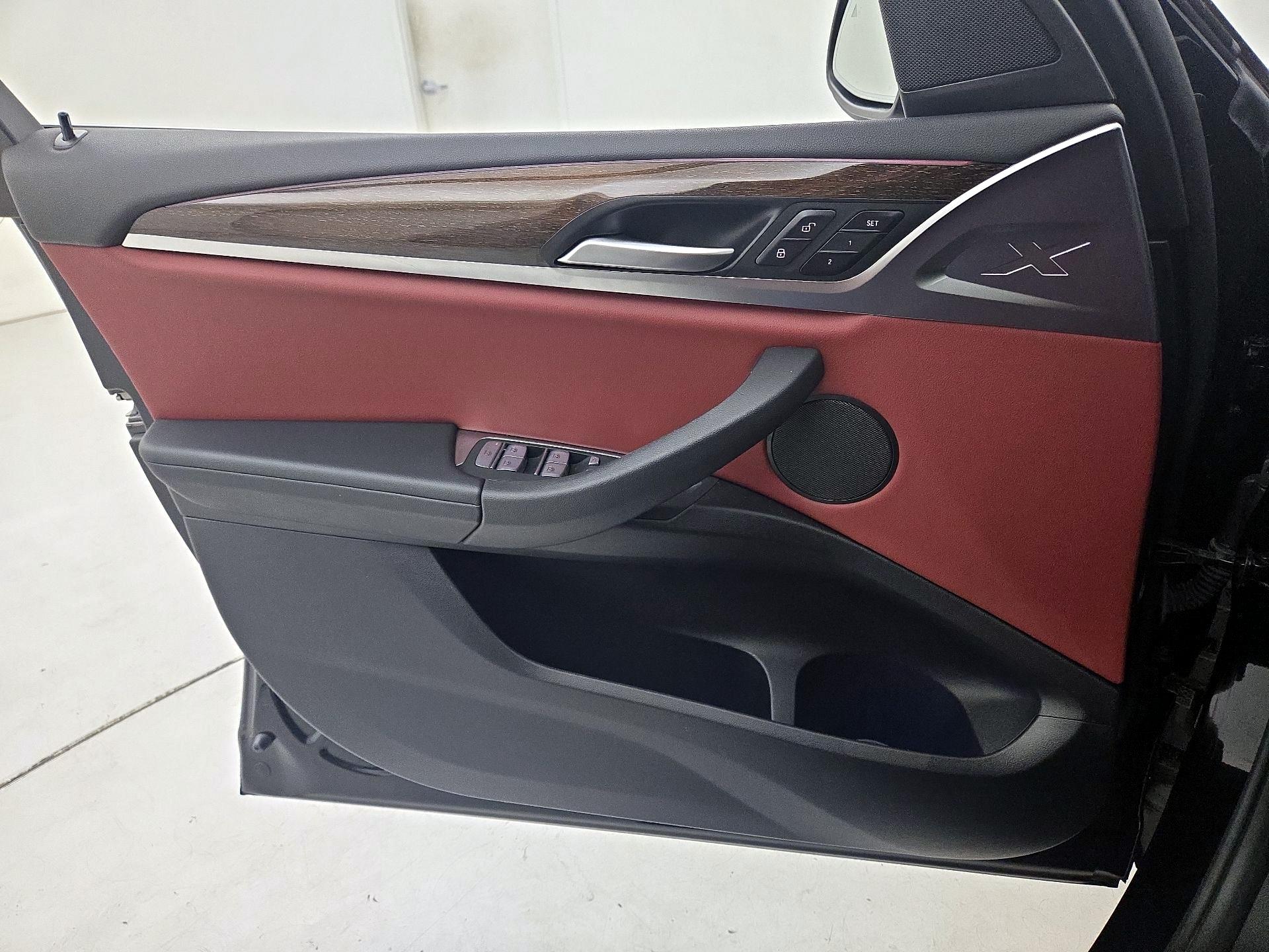 Thumbnail: 2022 BMW X3 - 12