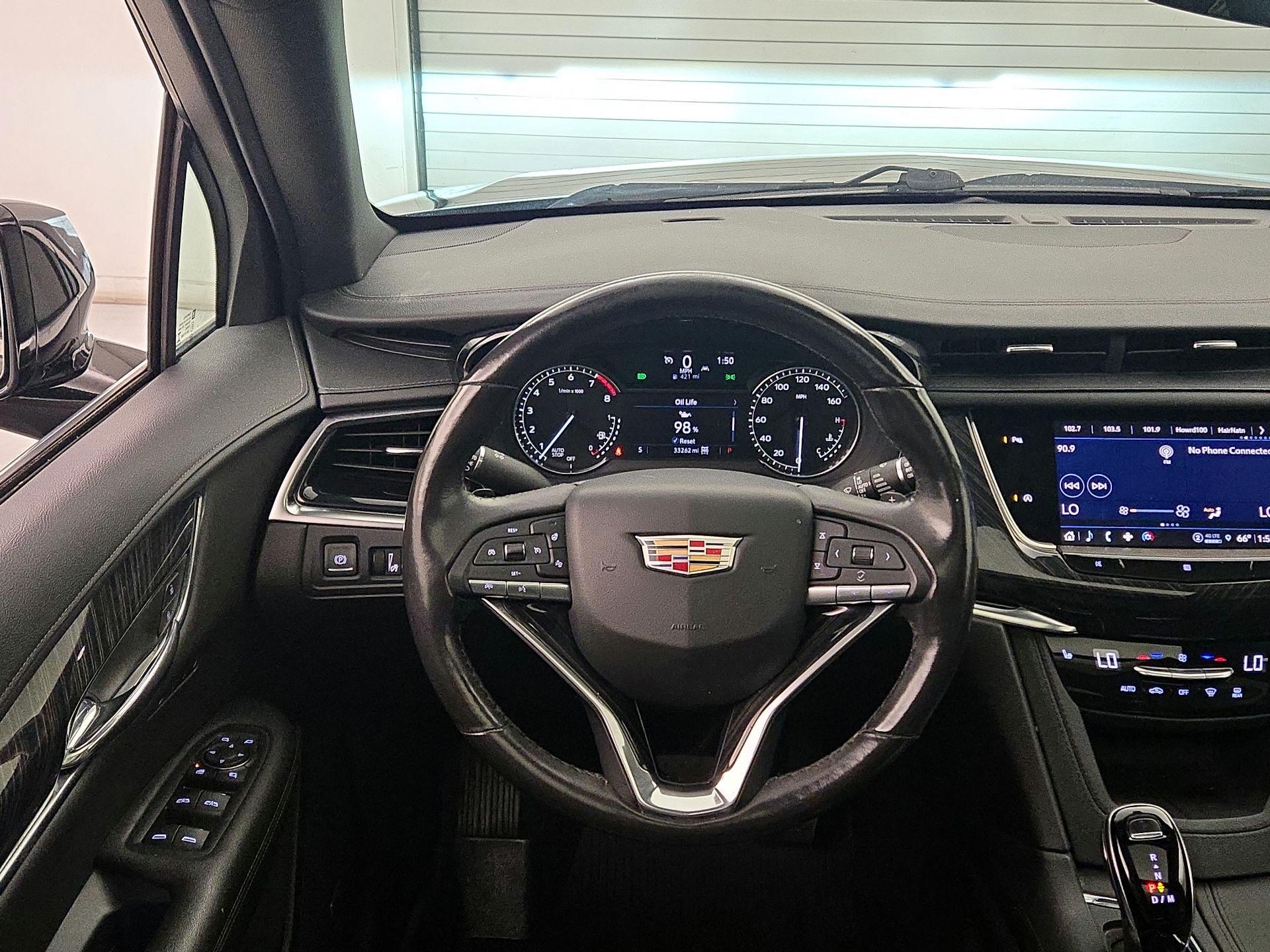 Thumbnail: 2021 Cadillac XT6 - 10