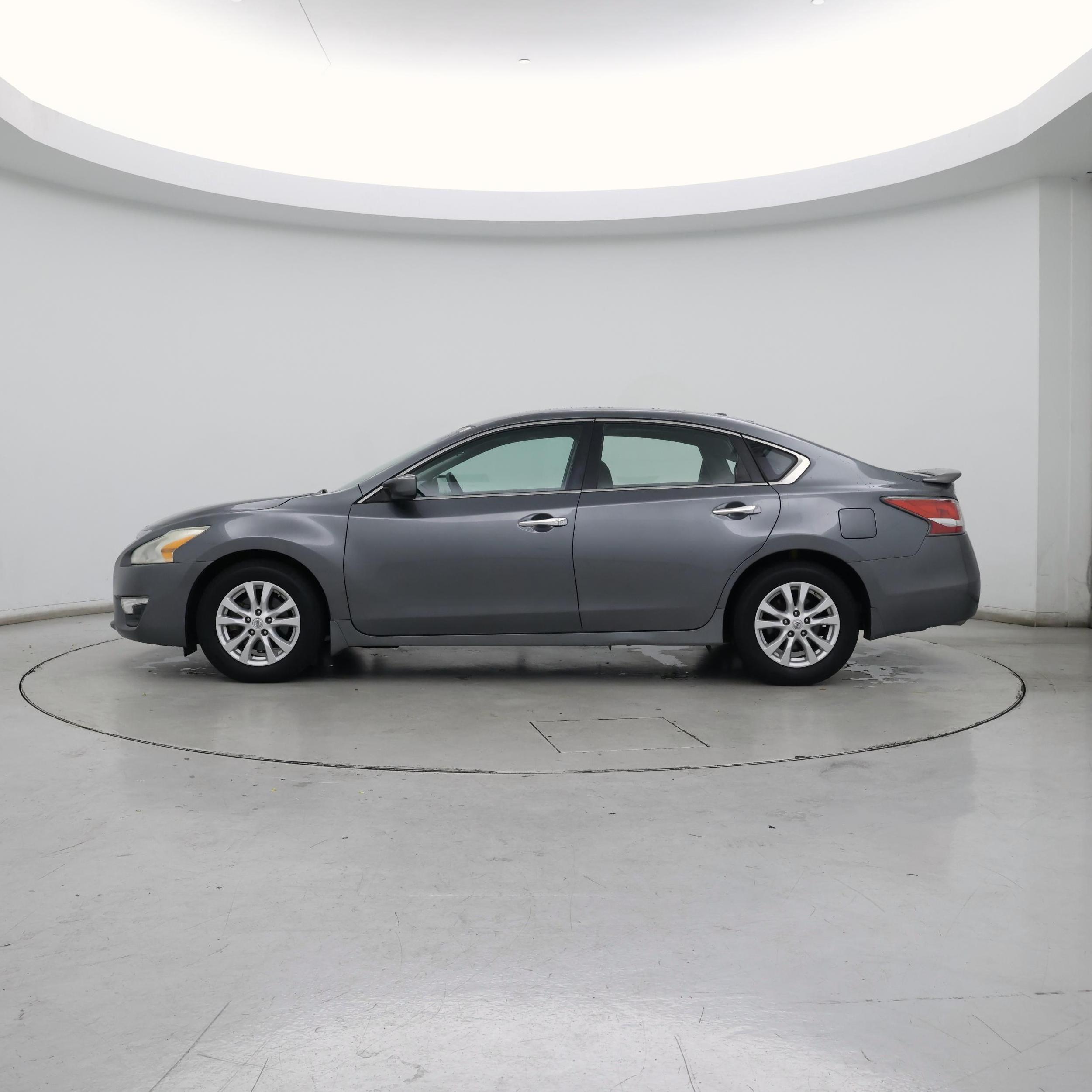Thumbnail: 2014 Nissan Altima - 3