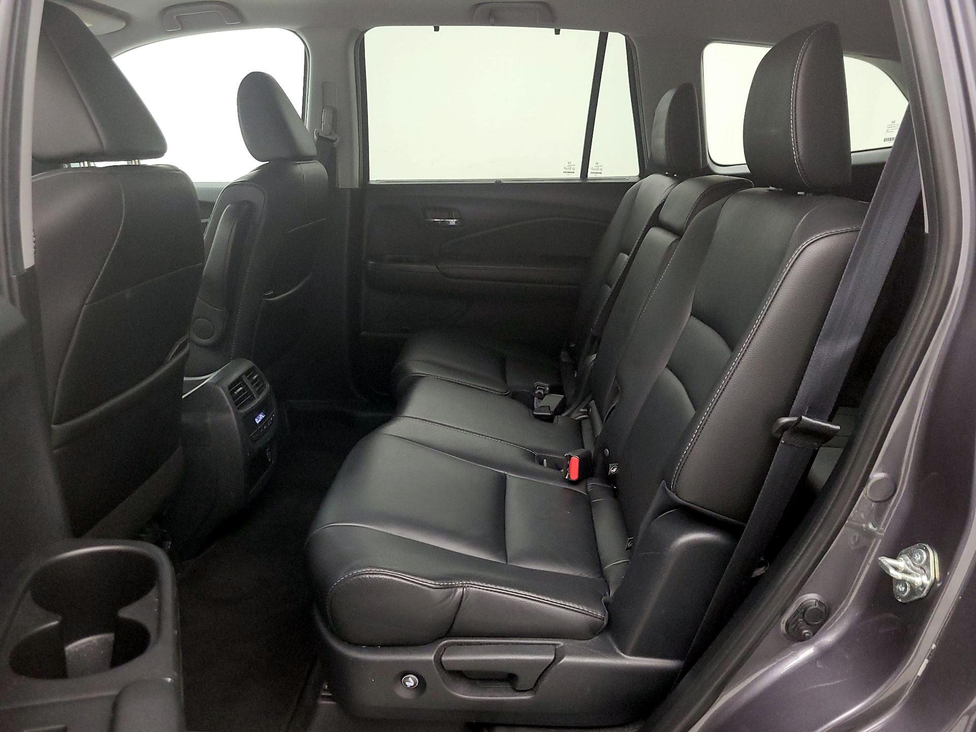 Thumbnail: 2020 Honda Pilot - 20