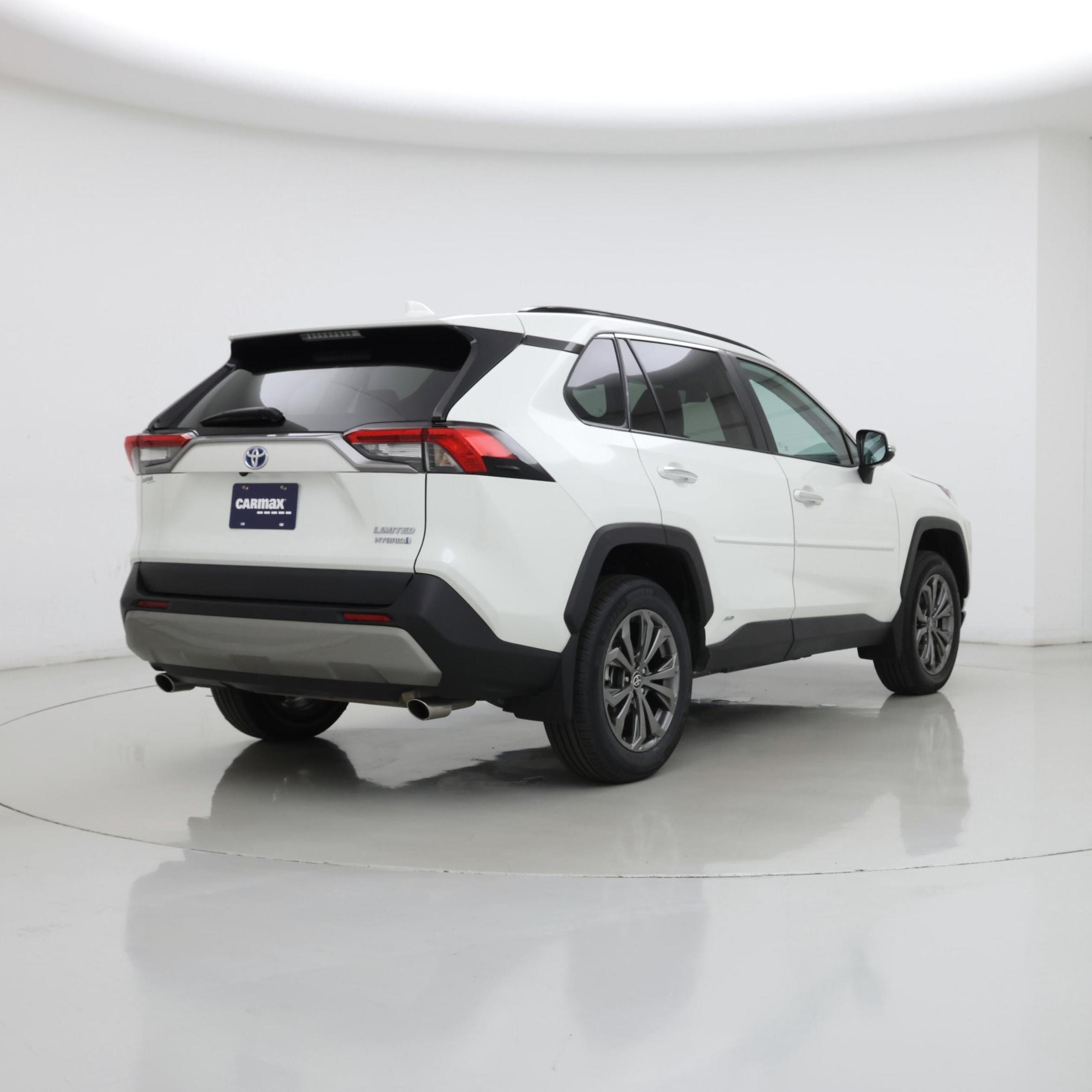 Thumbnail: 2022 Toyota RAV4 - 8