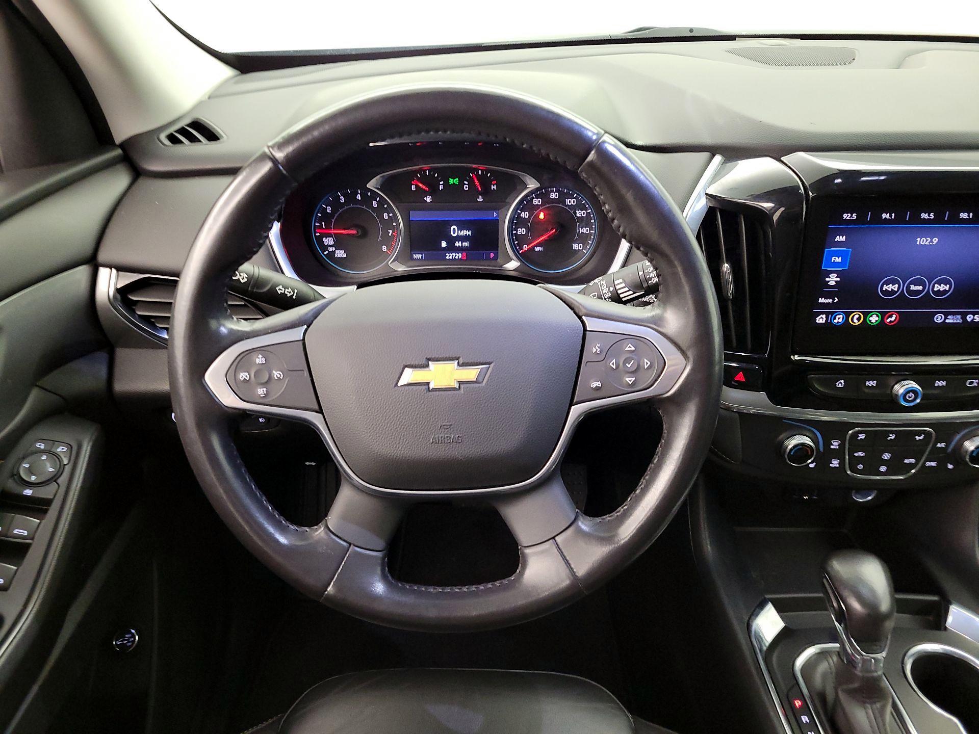 Thumbnail: 2021 Chevrolet Traverse - 10