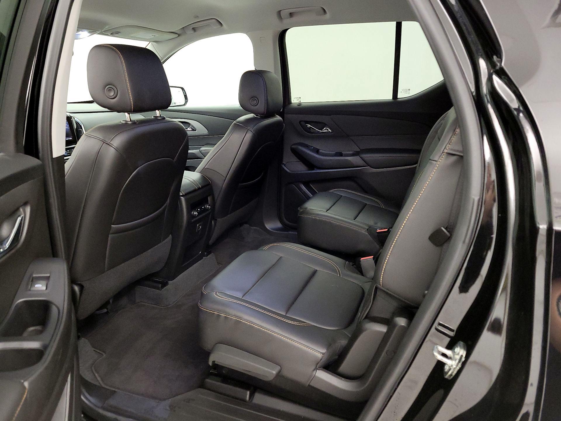 Thumbnail: 2021 Chevrolet Traverse - 19