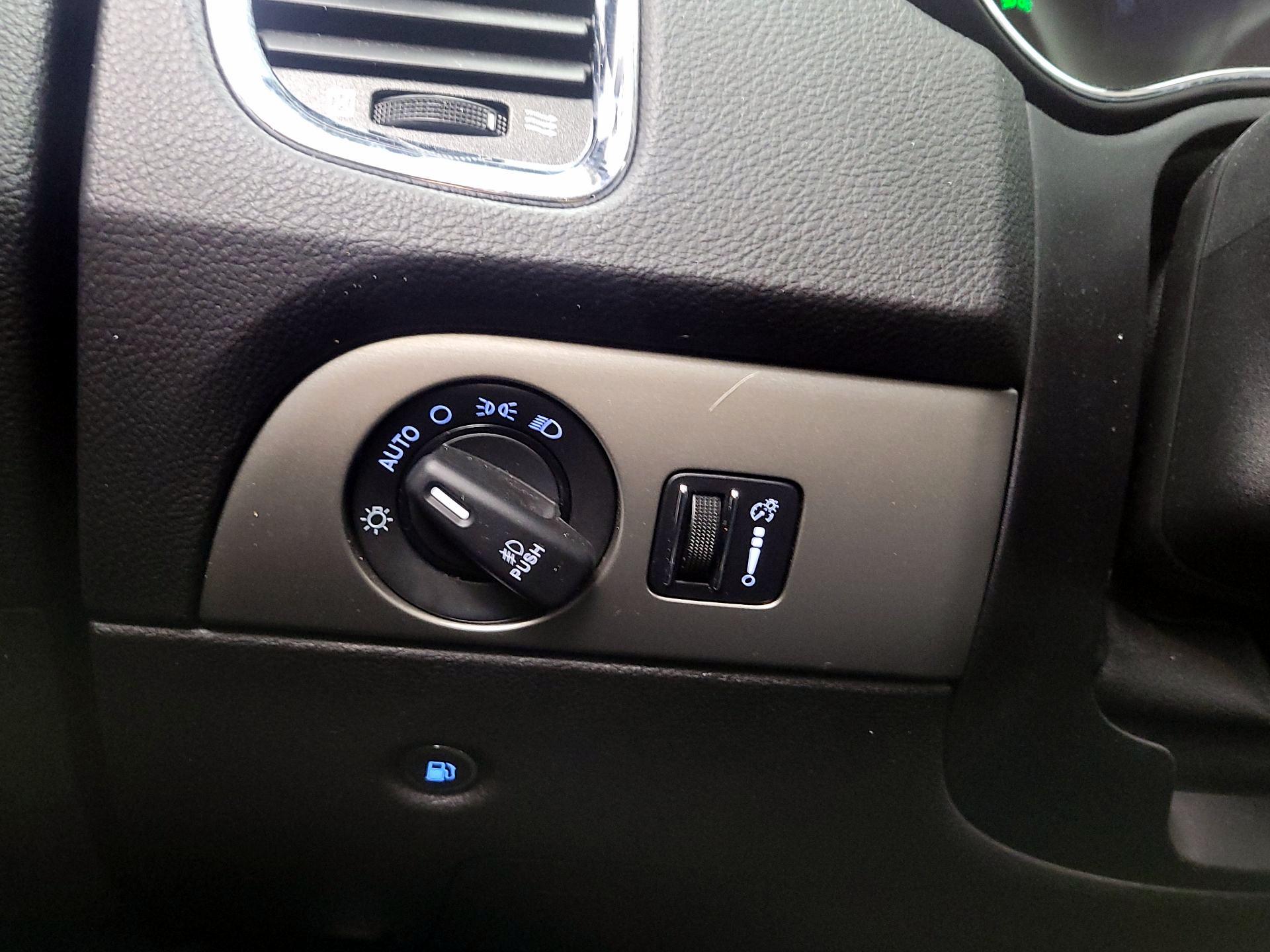 Thumbnail: 2017 Dodge Durango - 13