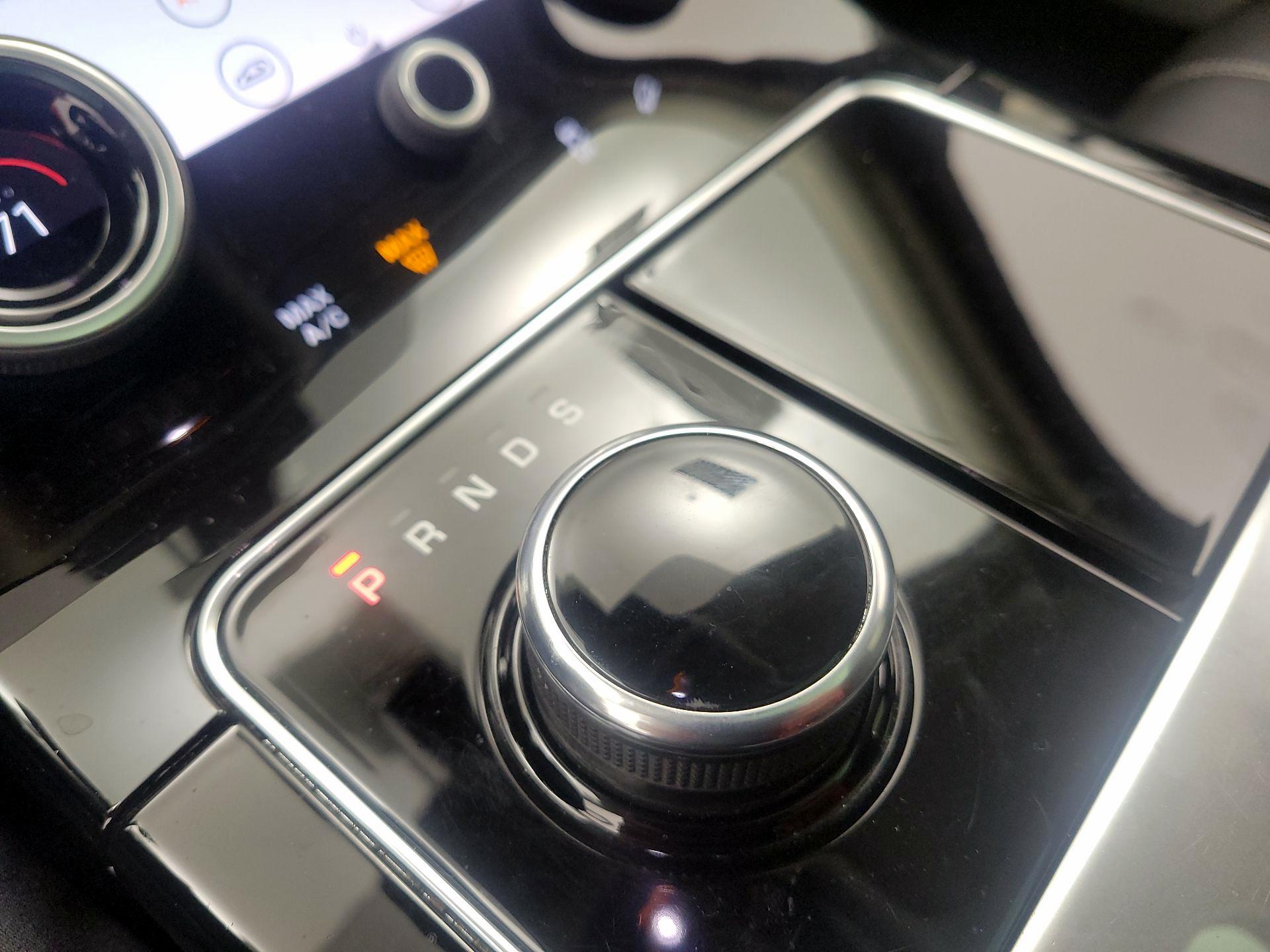 Thumbnail: 2018 Land Rover Range Rover Velar - 17