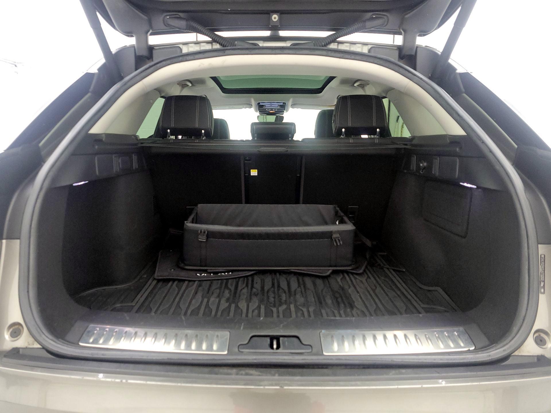Thumbnail: 2018 Land Rover Range Rover Velar - 20