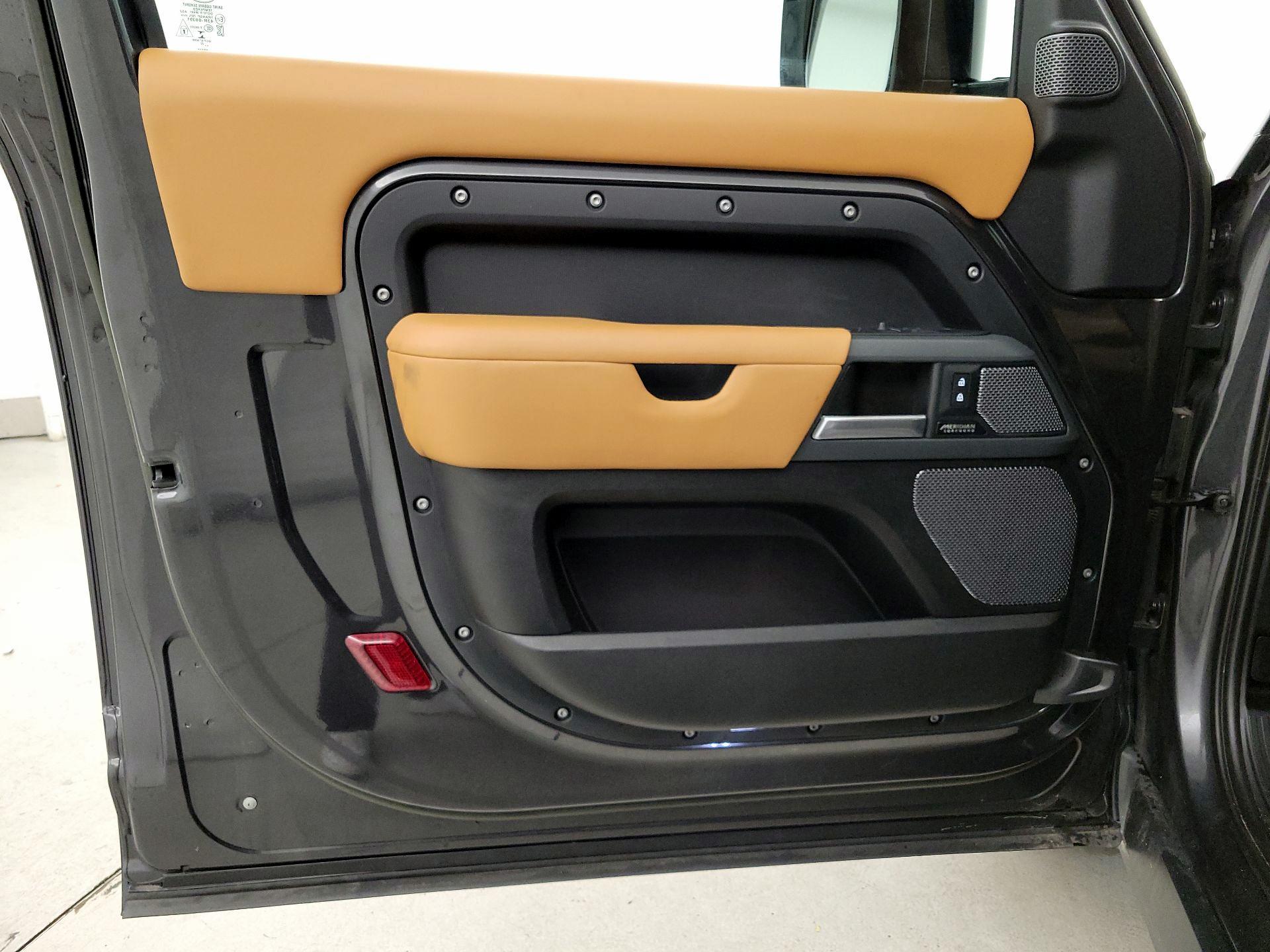 Thumbnail: 2023 Land Rover Defender - 12