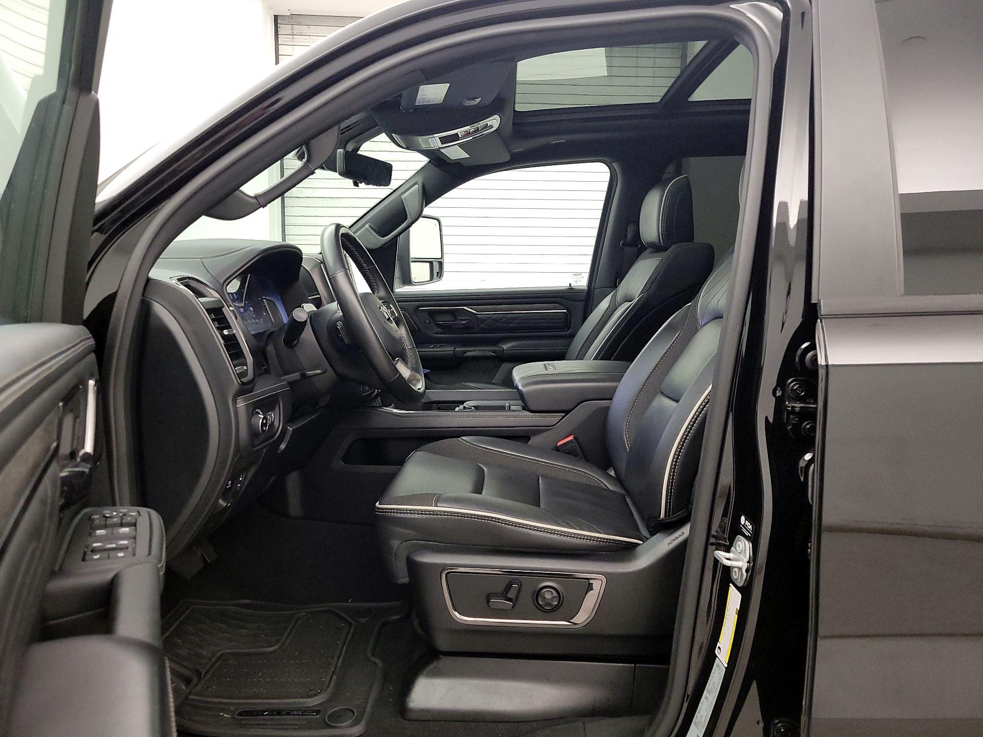 Thumbnail: 2025 RAM 1500 - 11