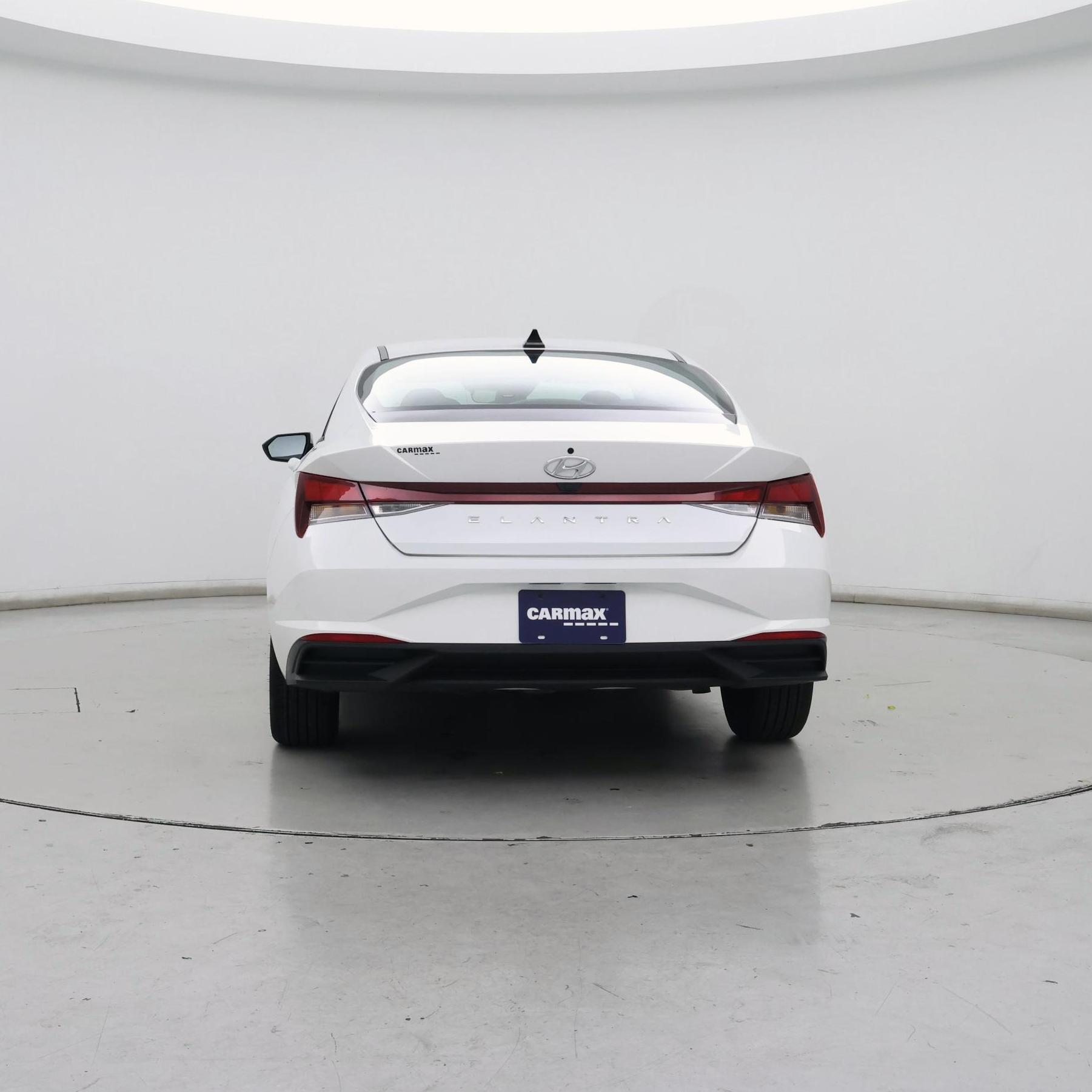 Thumbnail: 2023 Hyundai Elantra - 6
