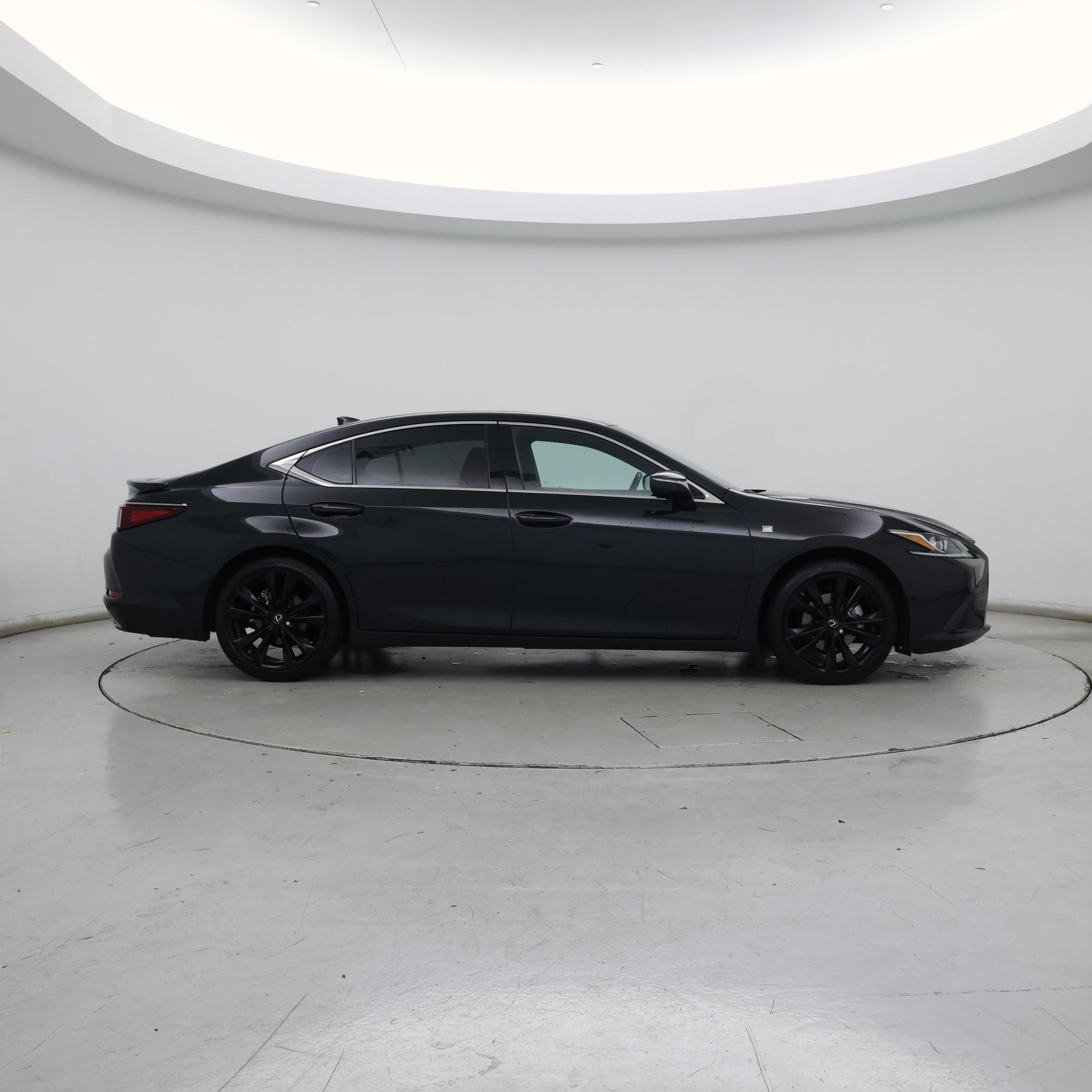 Thumbnail: 2022 Lexus ES - 7