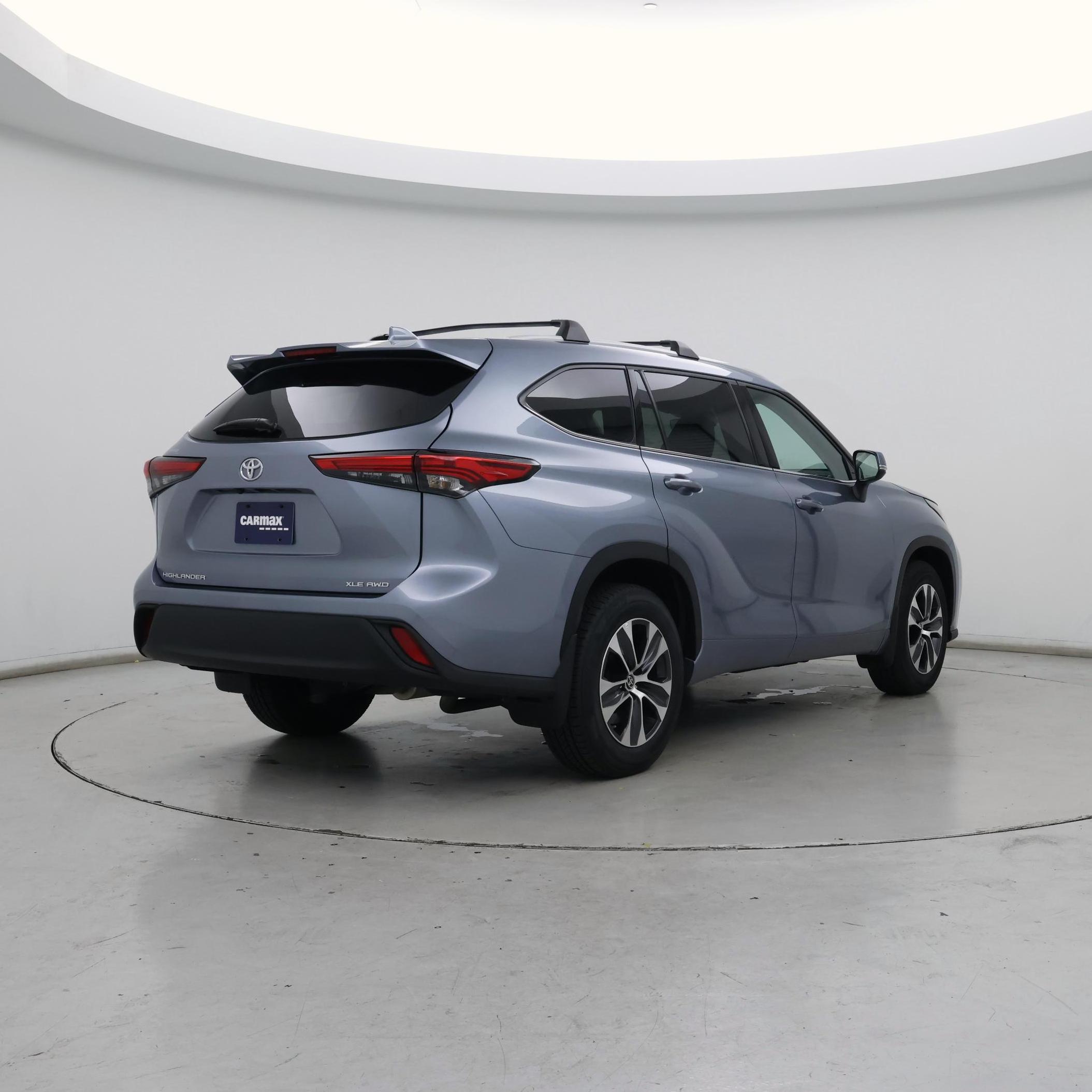 Thumbnail: 2022 Toyota Highlander - 8