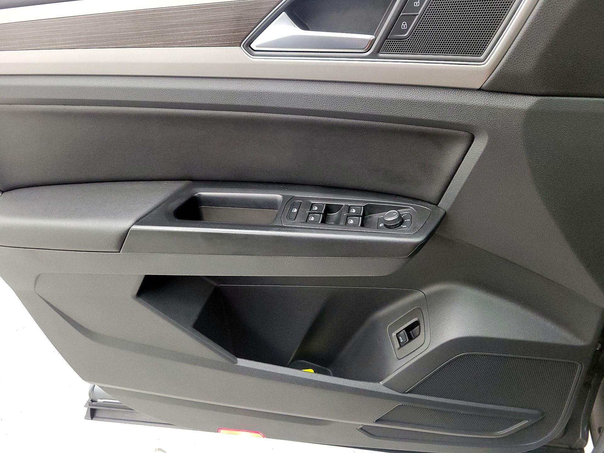 Thumbnail: 2019 Volkswagen Atlas - 12