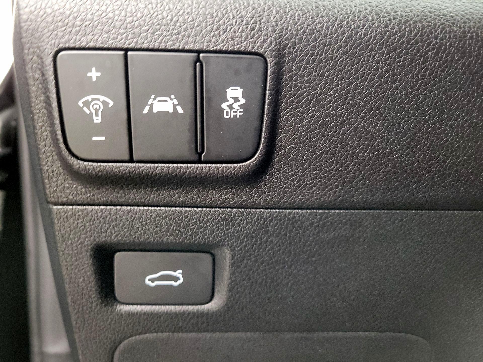 Thumbnail: 2024 Kia K5 - 13