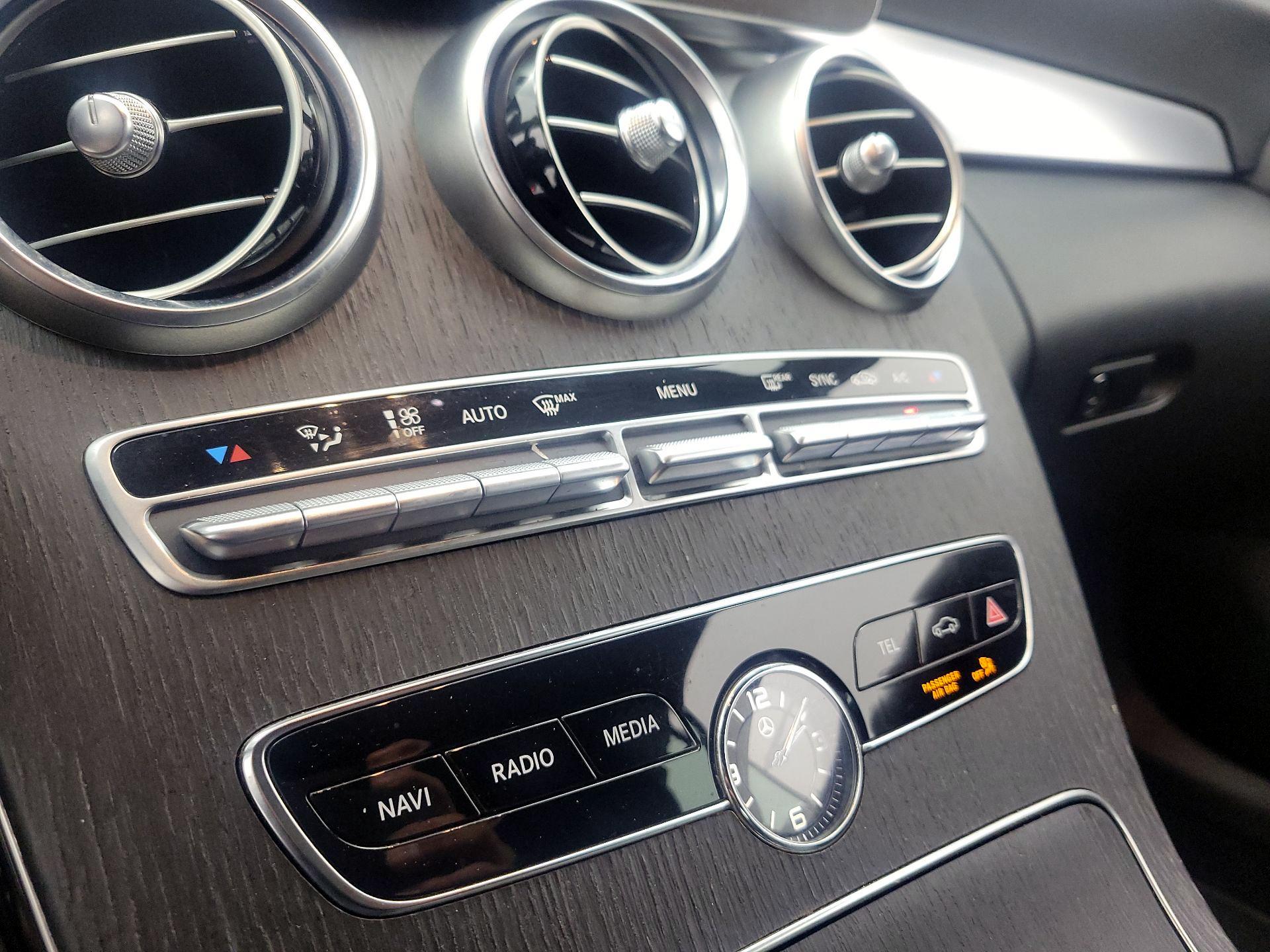 Thumbnail: 2019 Mercedes-Benz C-Class - 15
