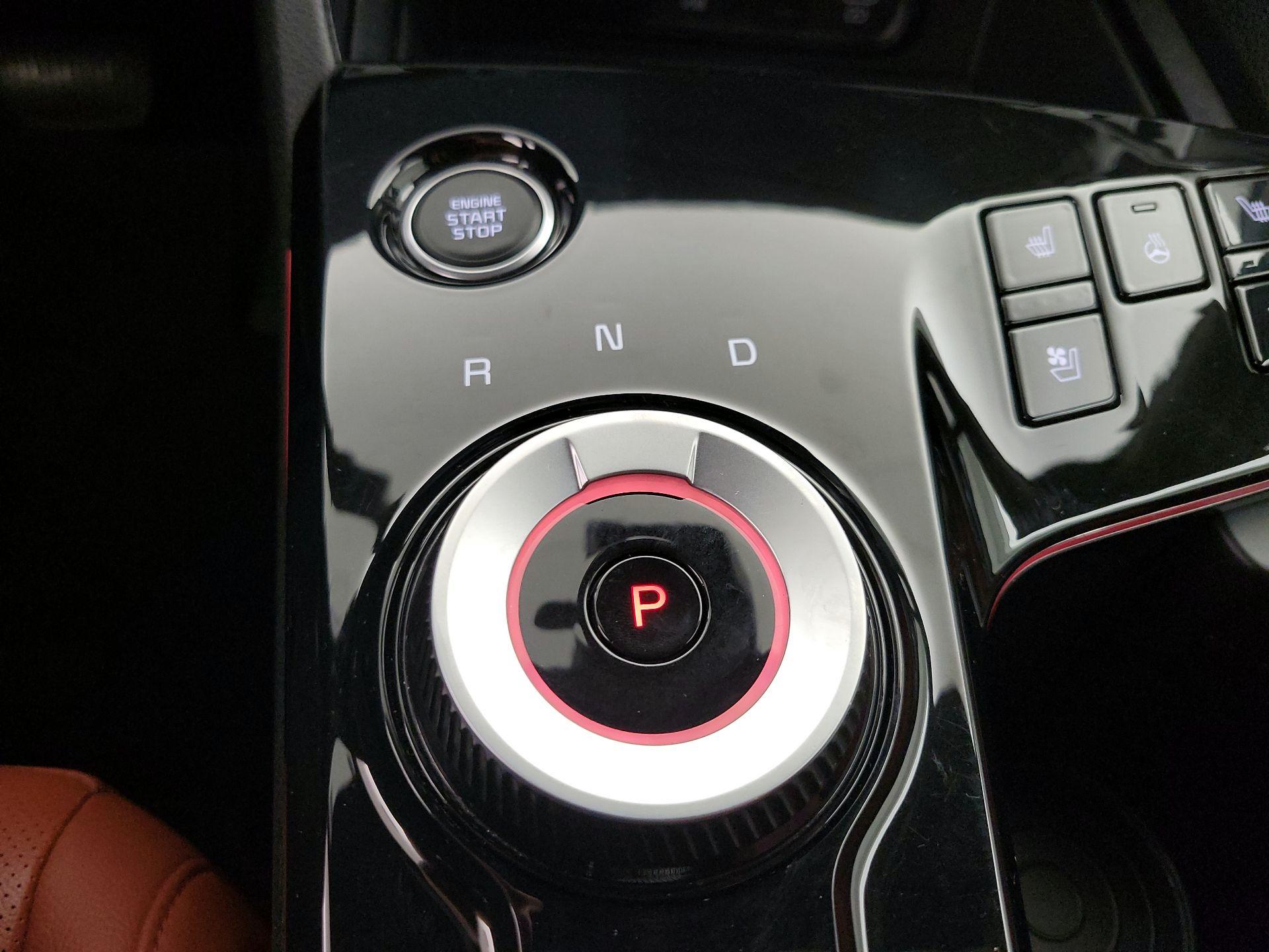 Thumbnail: 2023 Kia Sportage - 17