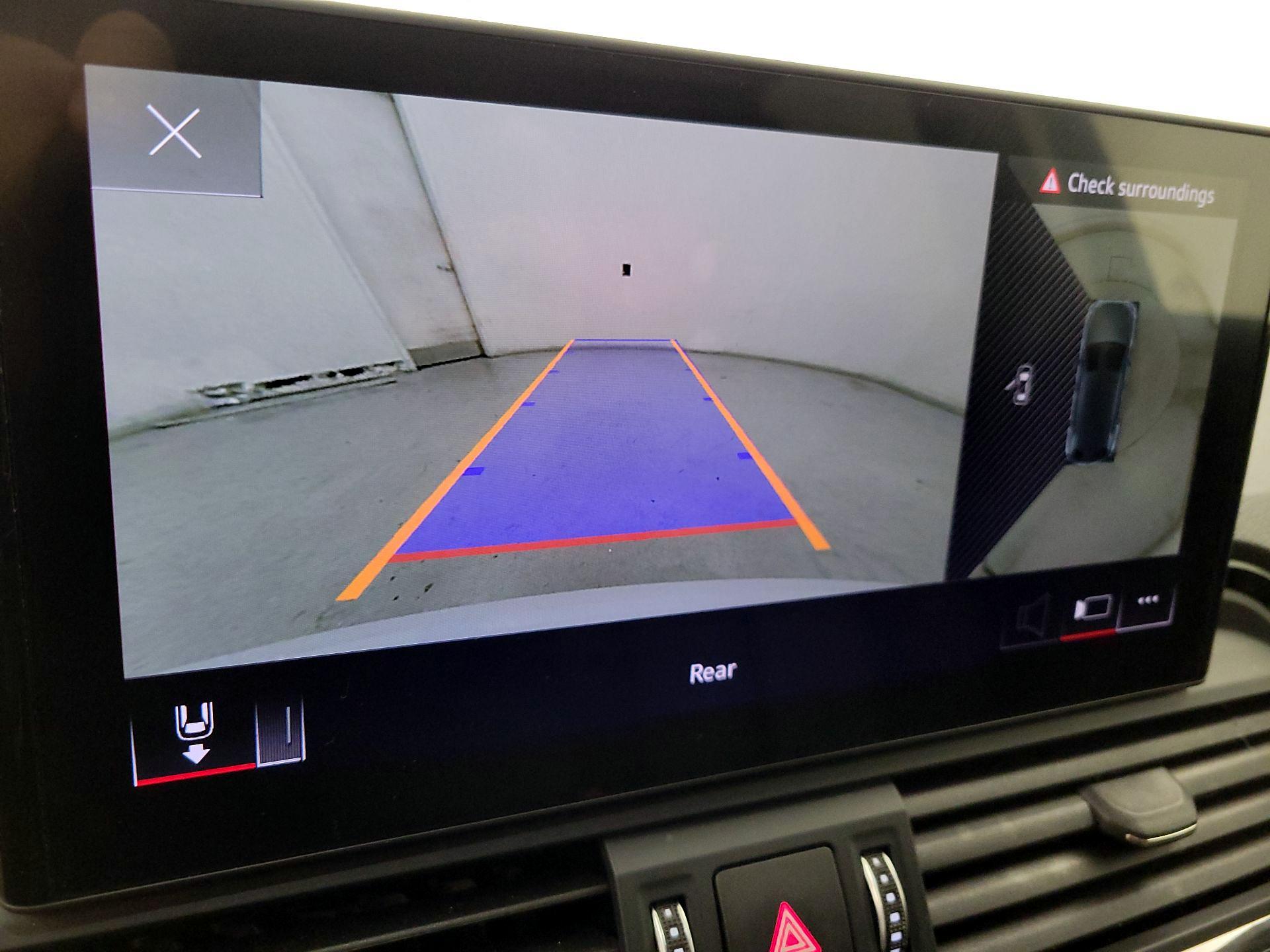 Thumbnail: 2021 Audi Q5 - 14