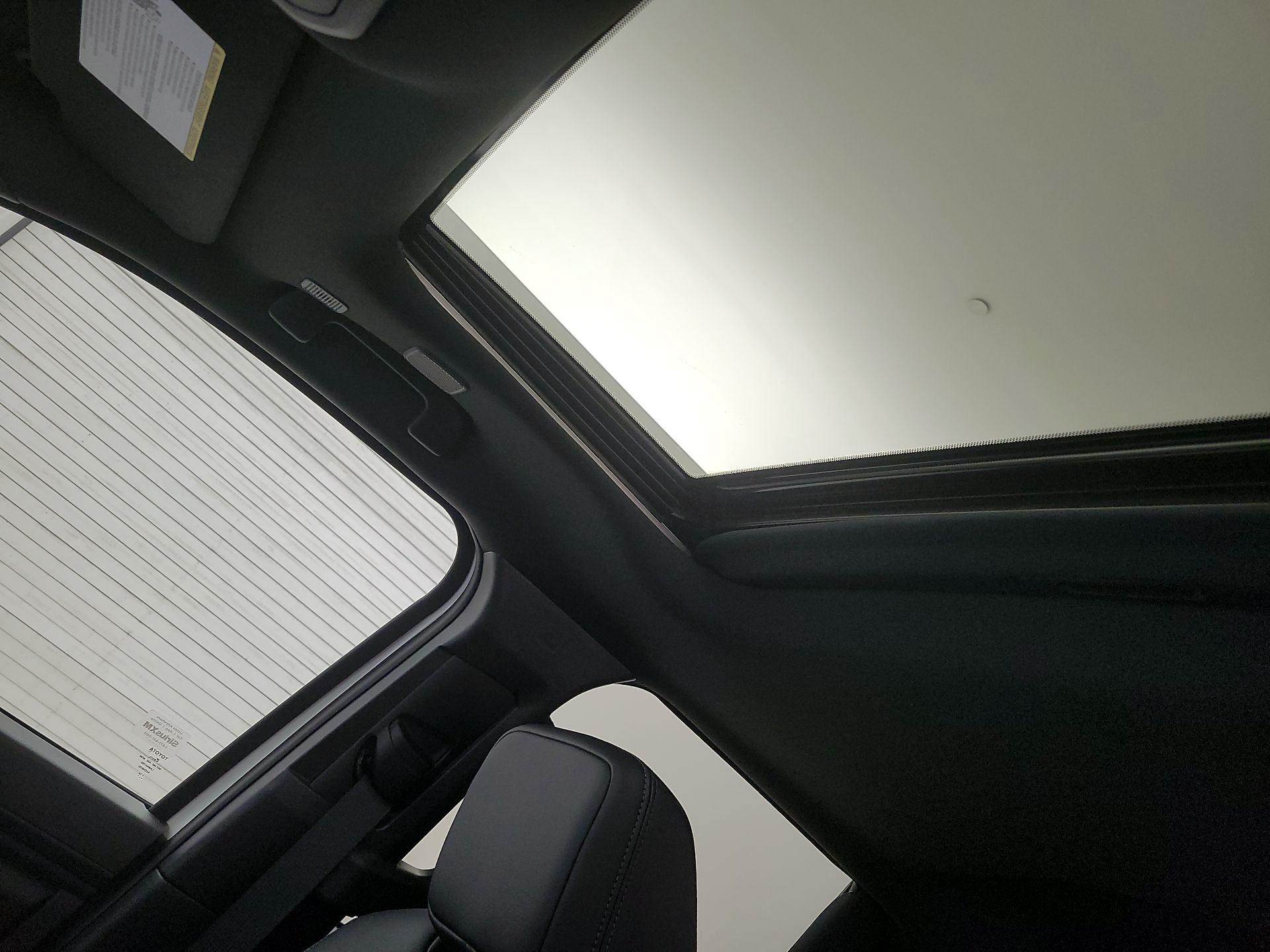 Thumbnail: 2024 Toyota Tacoma - 19