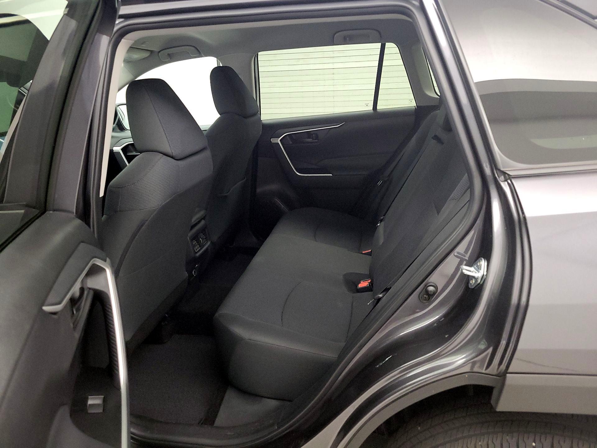 Thumbnail: 2024 Toyota RAV4 - 18