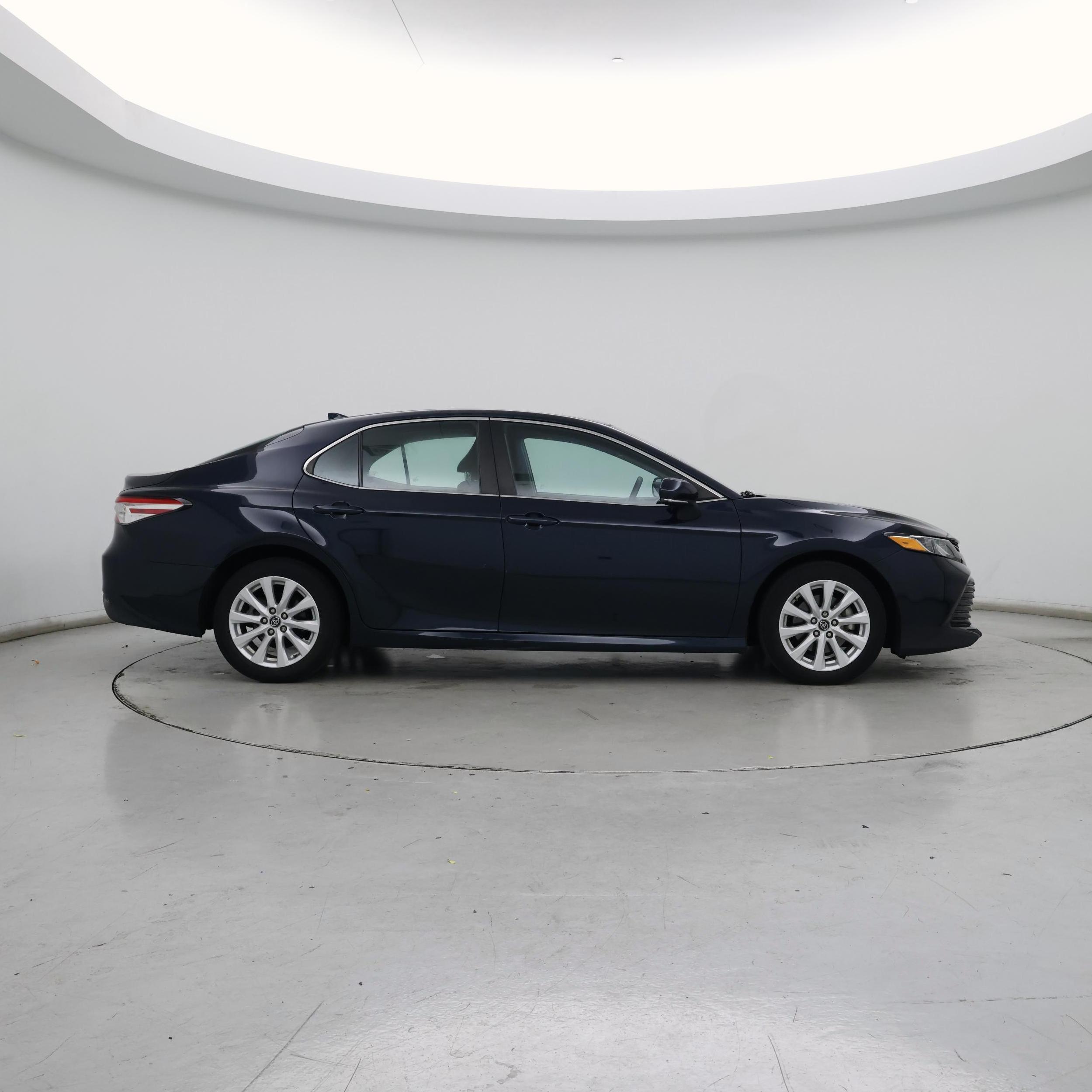Thumbnail: 2020 Toyota Camry - 7