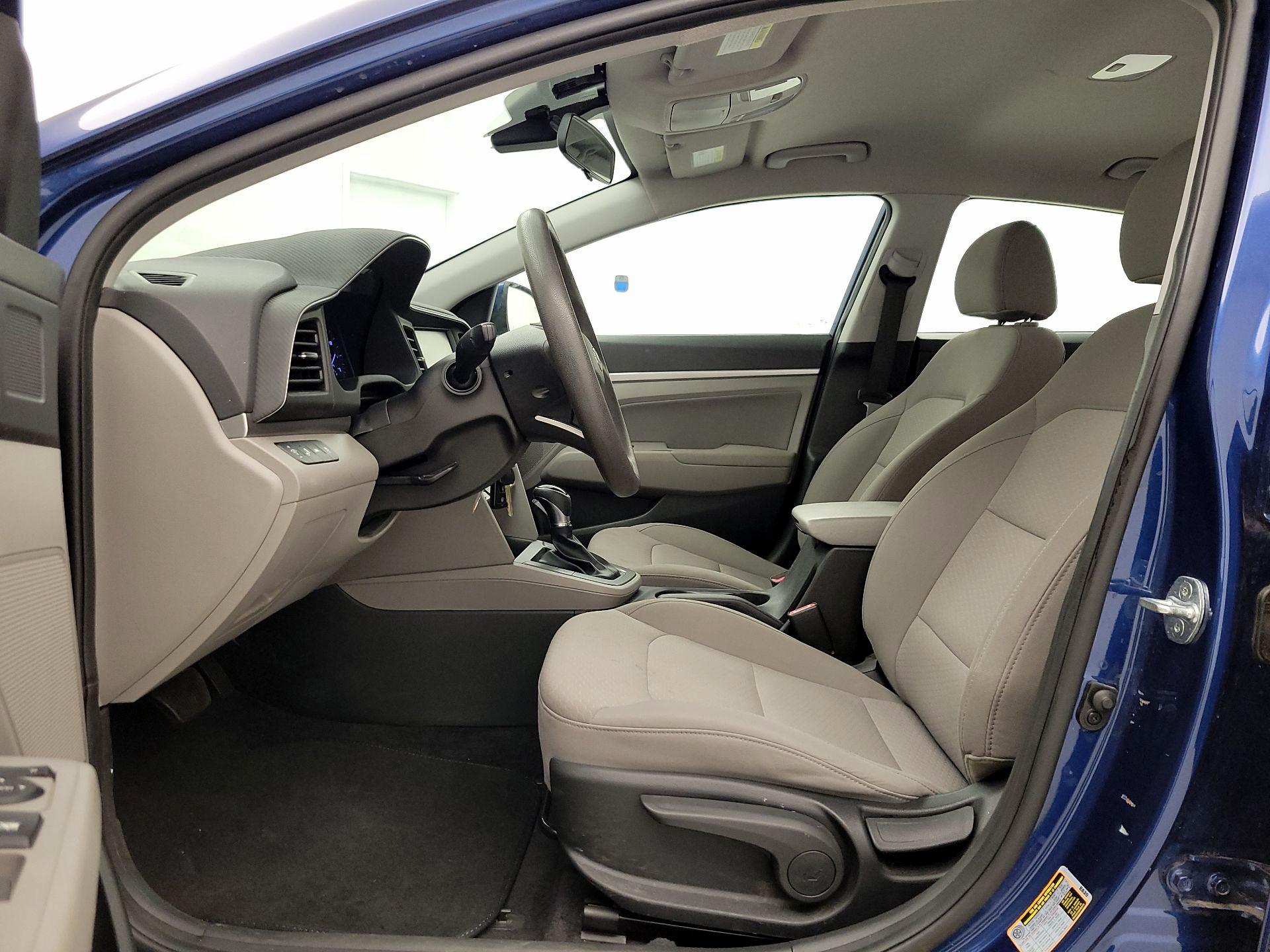 Thumbnail: 2020 Hyundai Elantra - 11