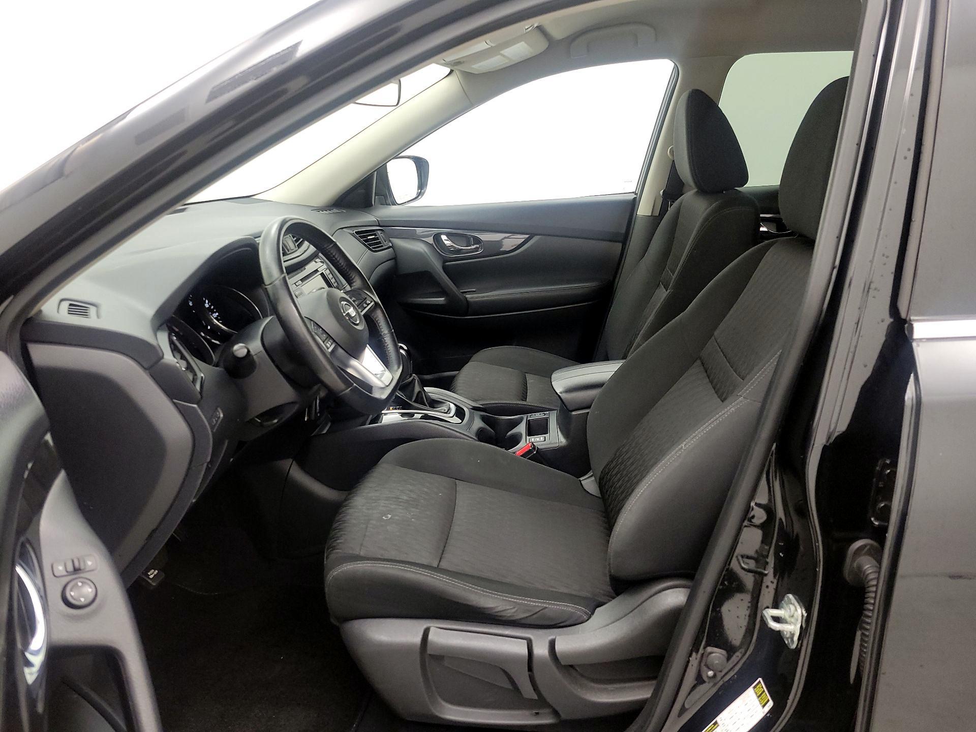 Thumbnail: 2019 Nissan Rogue - 11