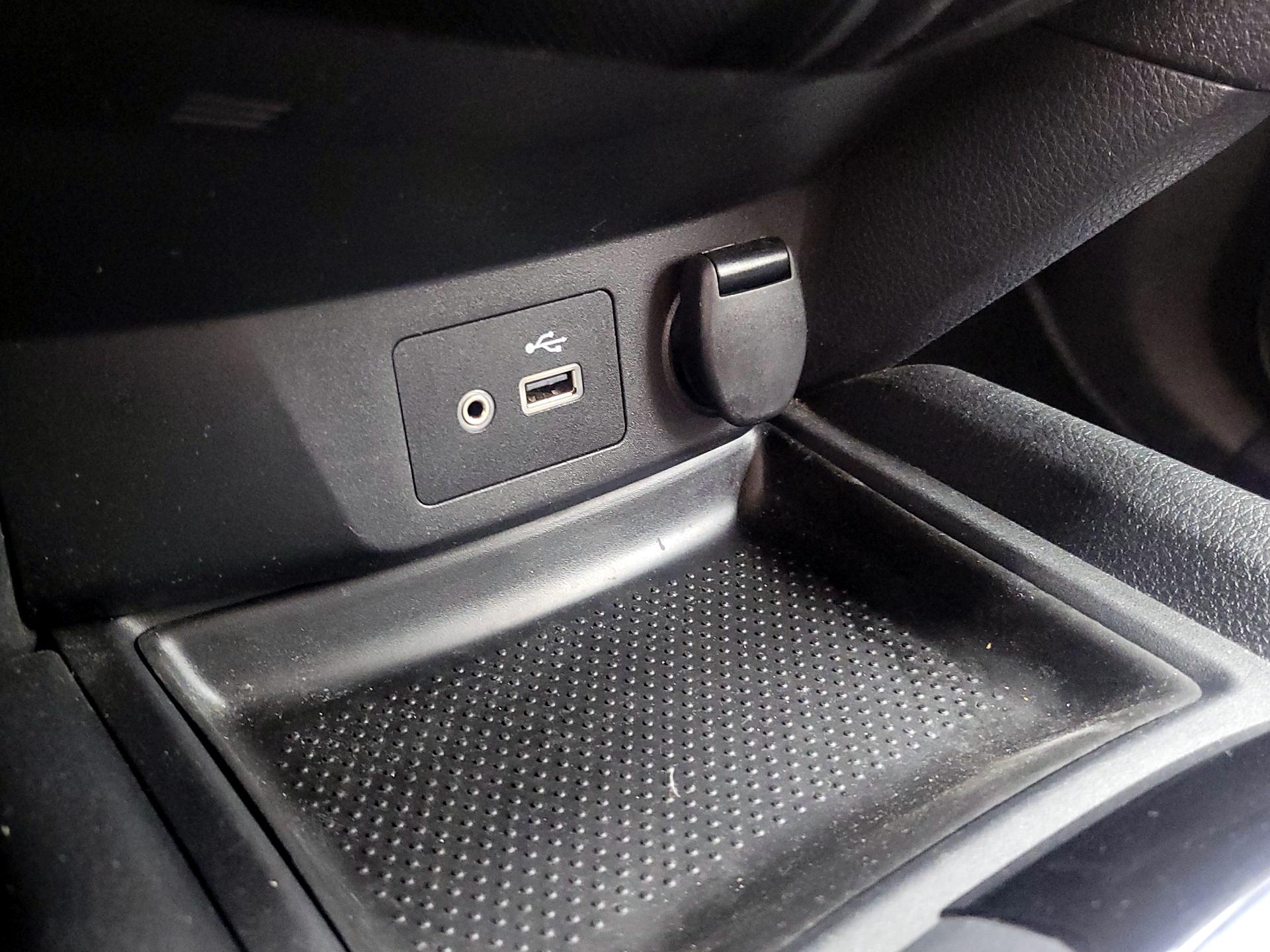 Thumbnail: 2019 Nissan Rogue - 18