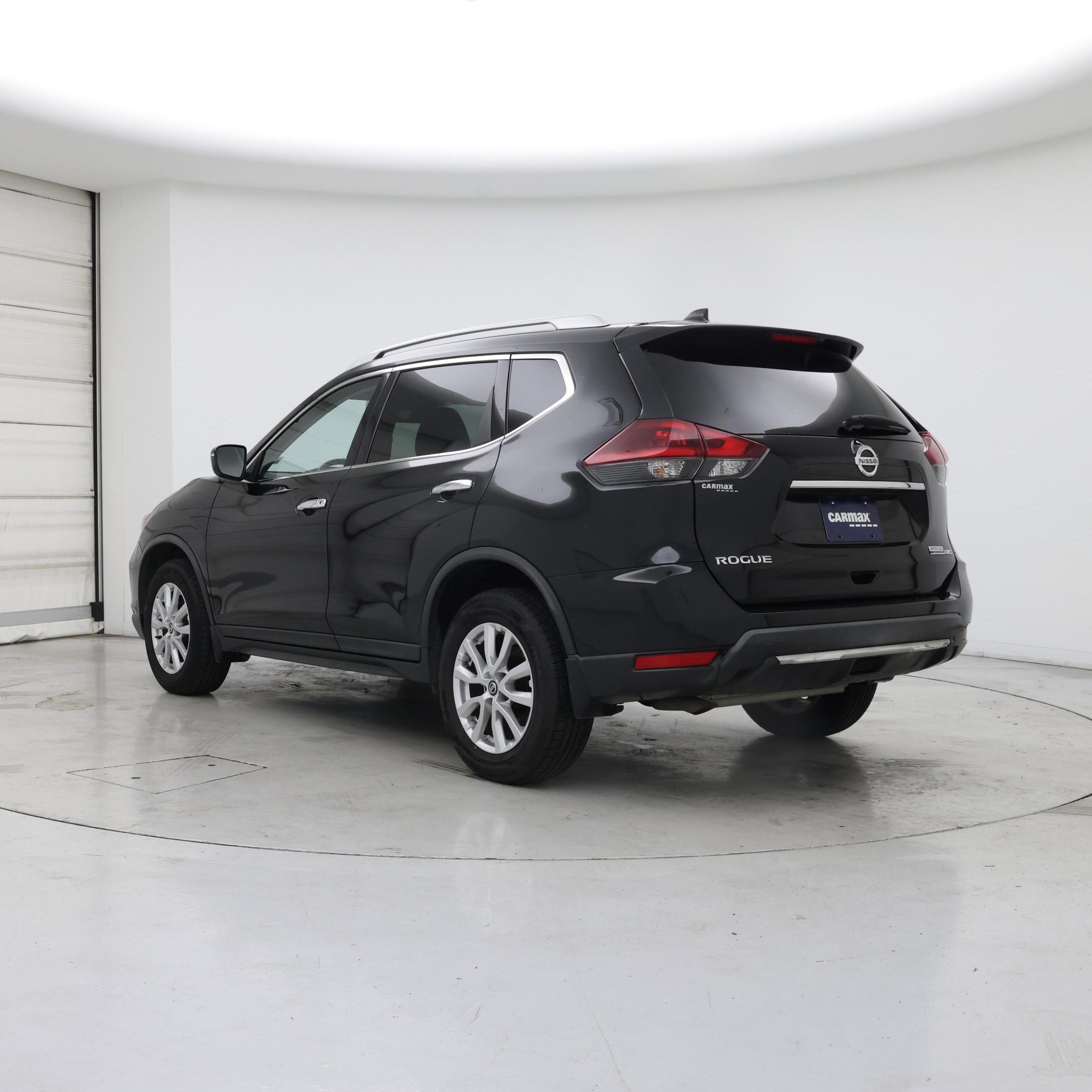 Thumbnail: 2019 Nissan Rogue - 2