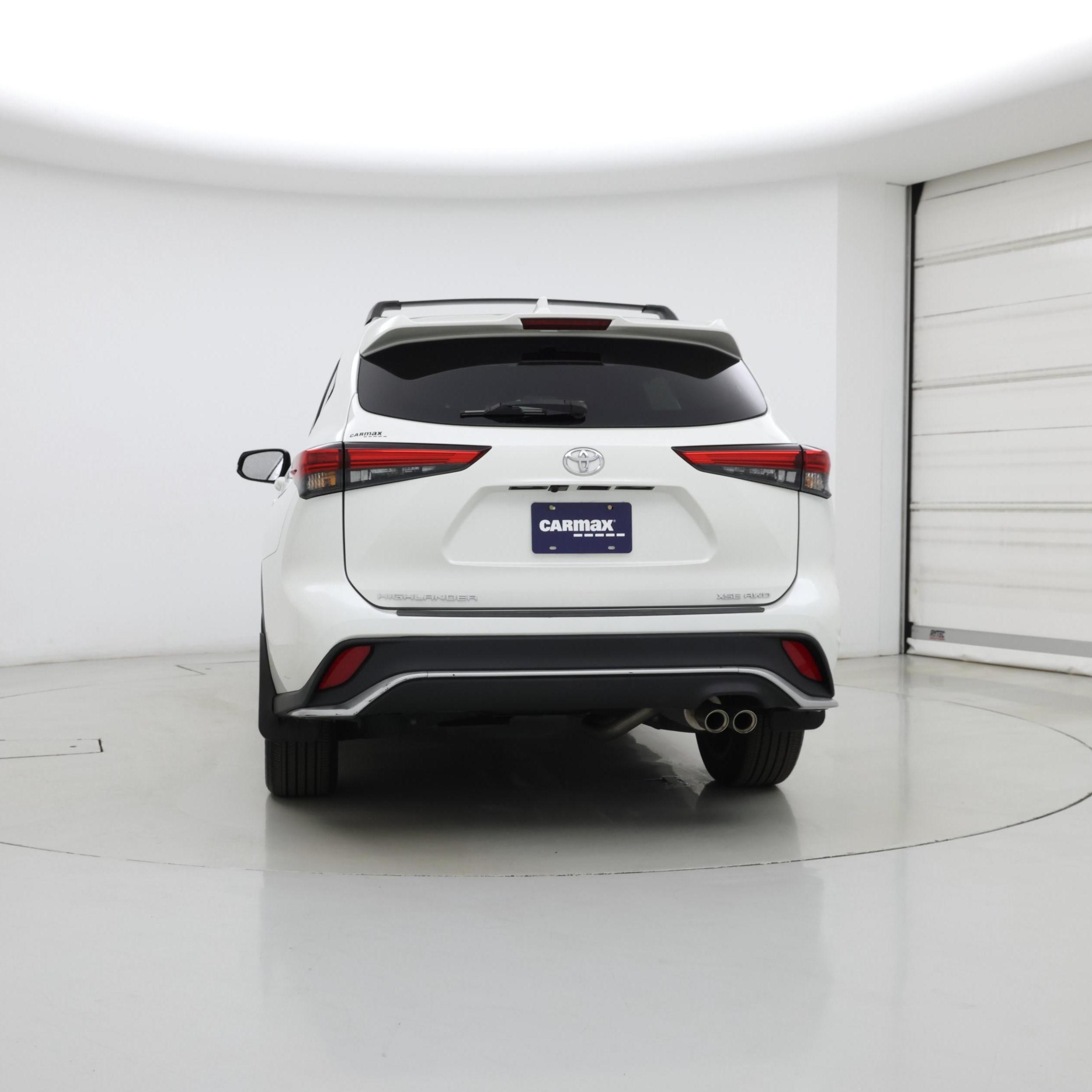 Thumbnail: 2021 Toyota Highlander - 6