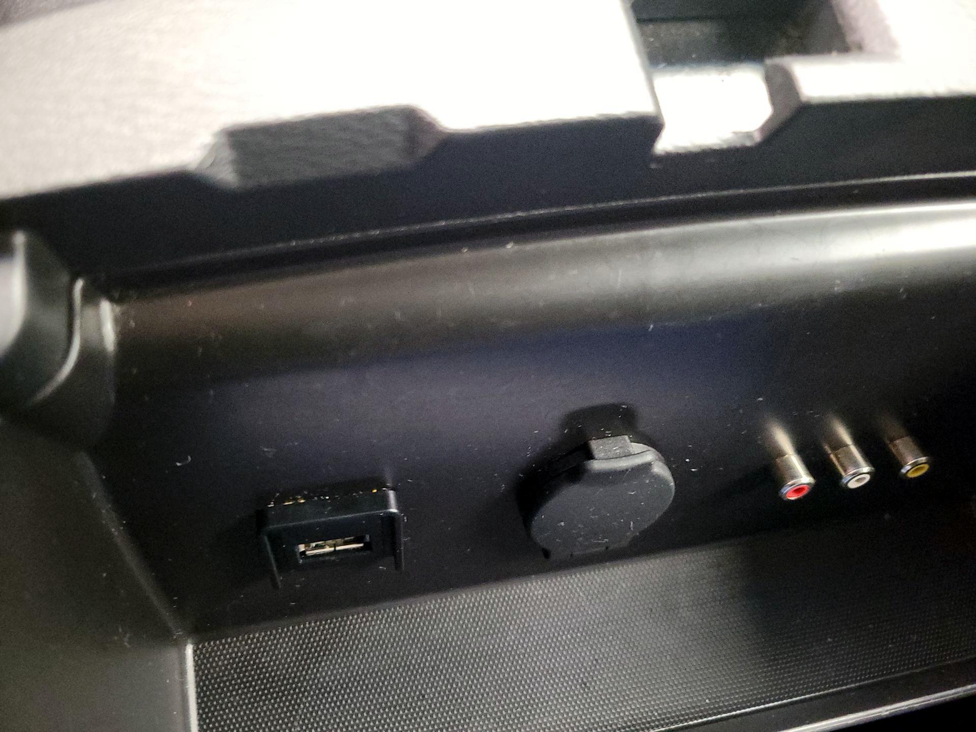 Thumbnail: 2016 Nissan Pathfinder - 19