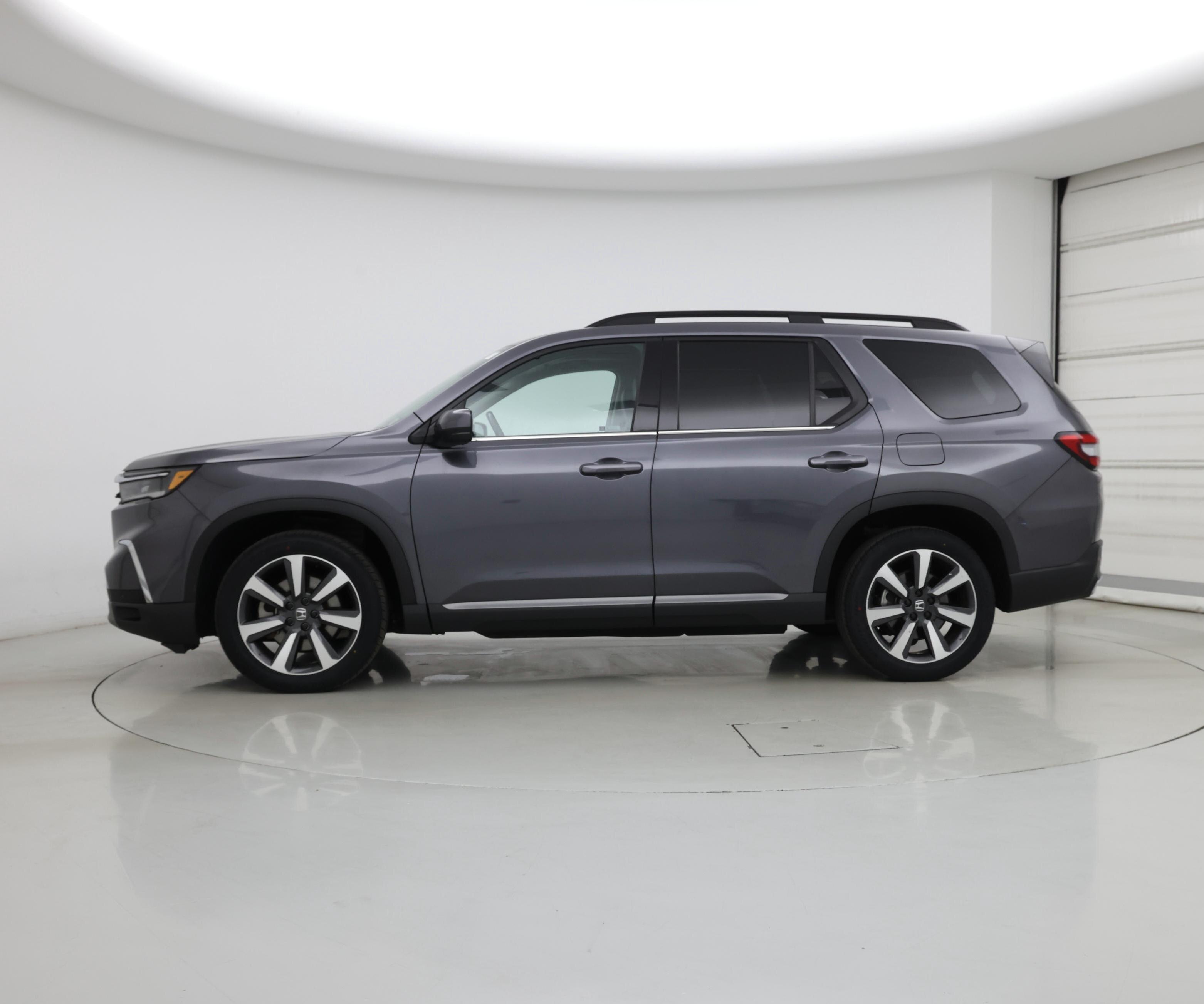 Thumbnail: 2023 Honda Pilot - 3