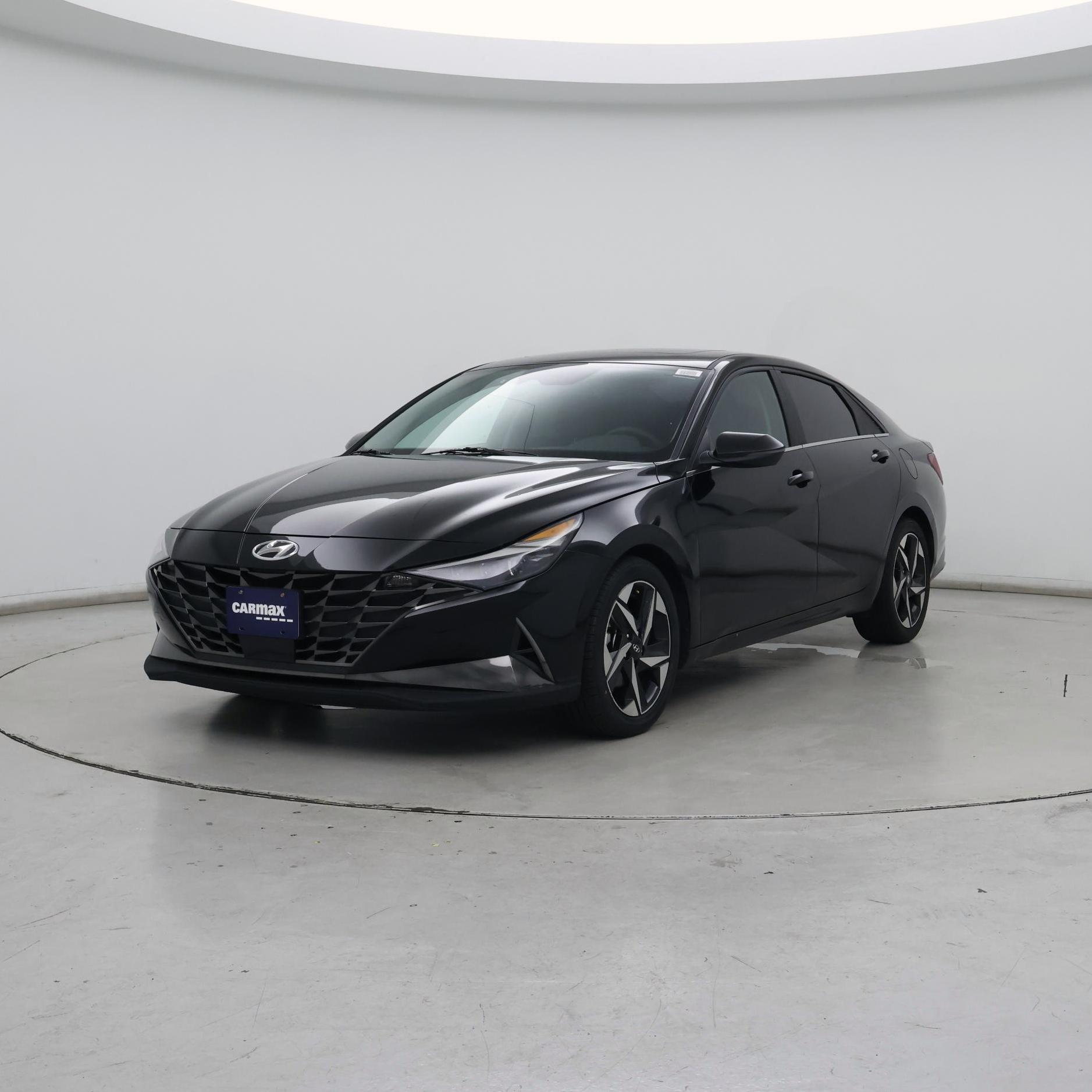 Thumbnail: 2023 Hyundai Elantra - 4
