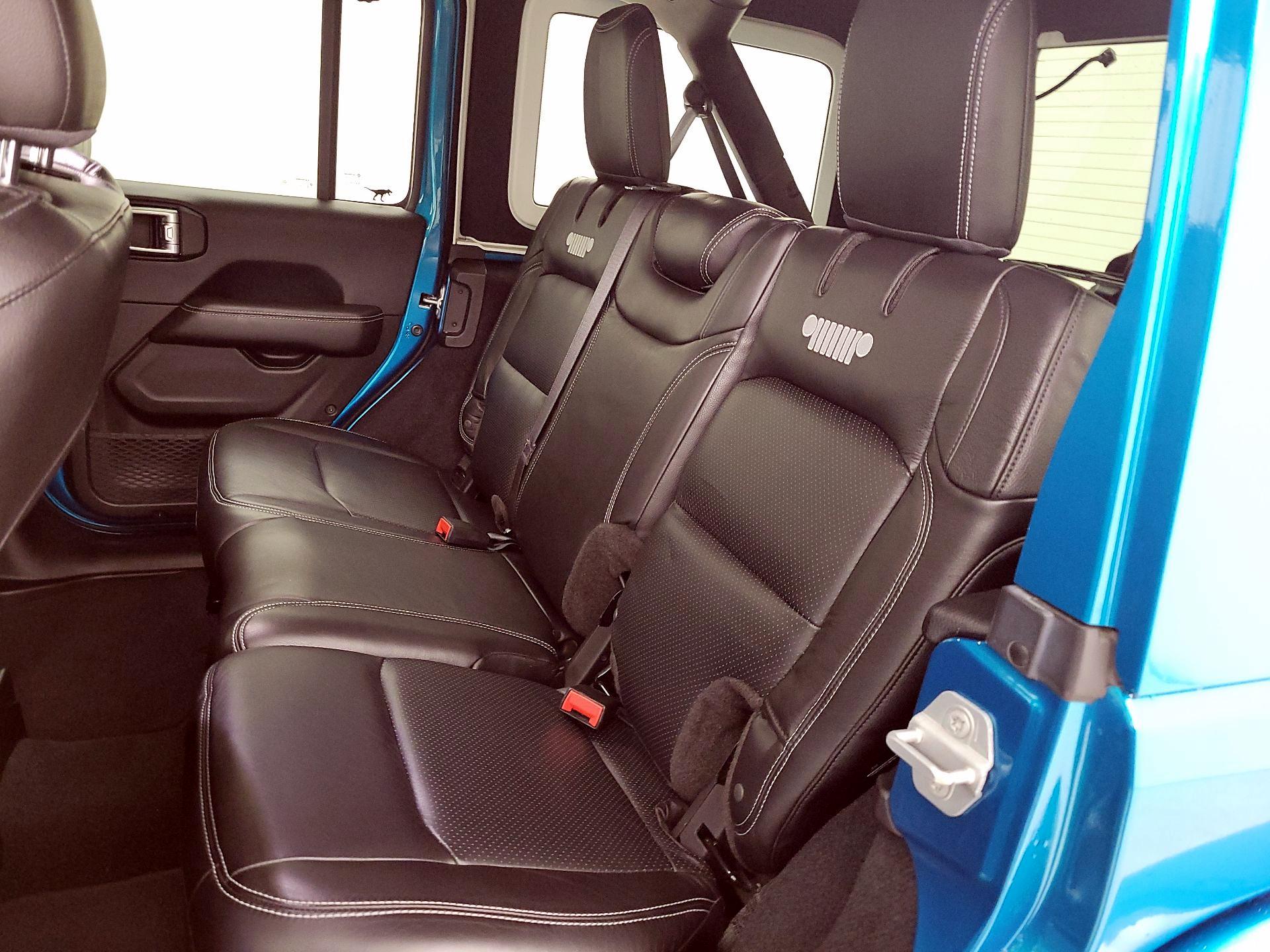 Thumbnail: 2019 Jeep Wrangler - 20